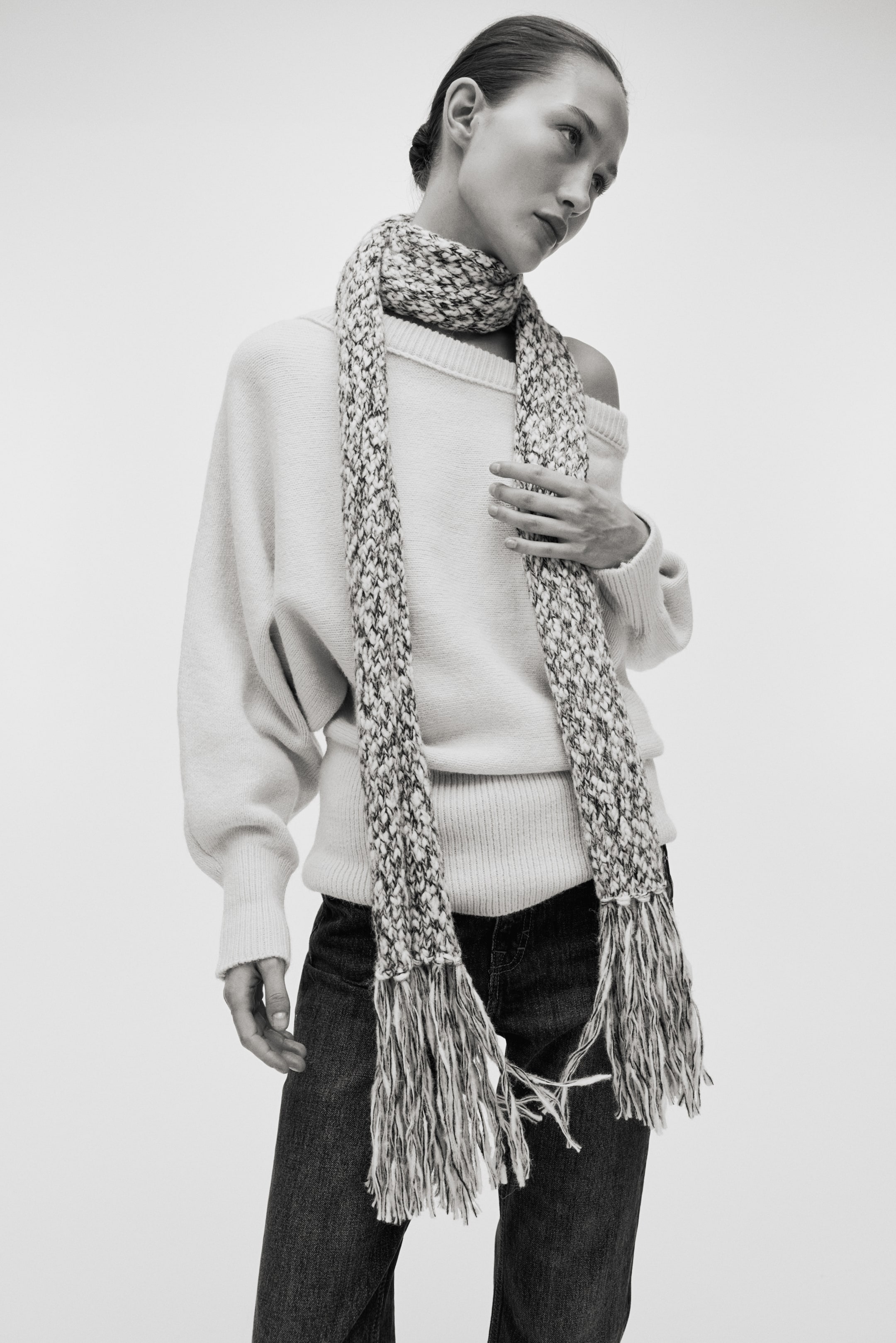 Ver imagen más grande: Jersey de un hombro - Amarillo claro - MUJER | H&M ES 1