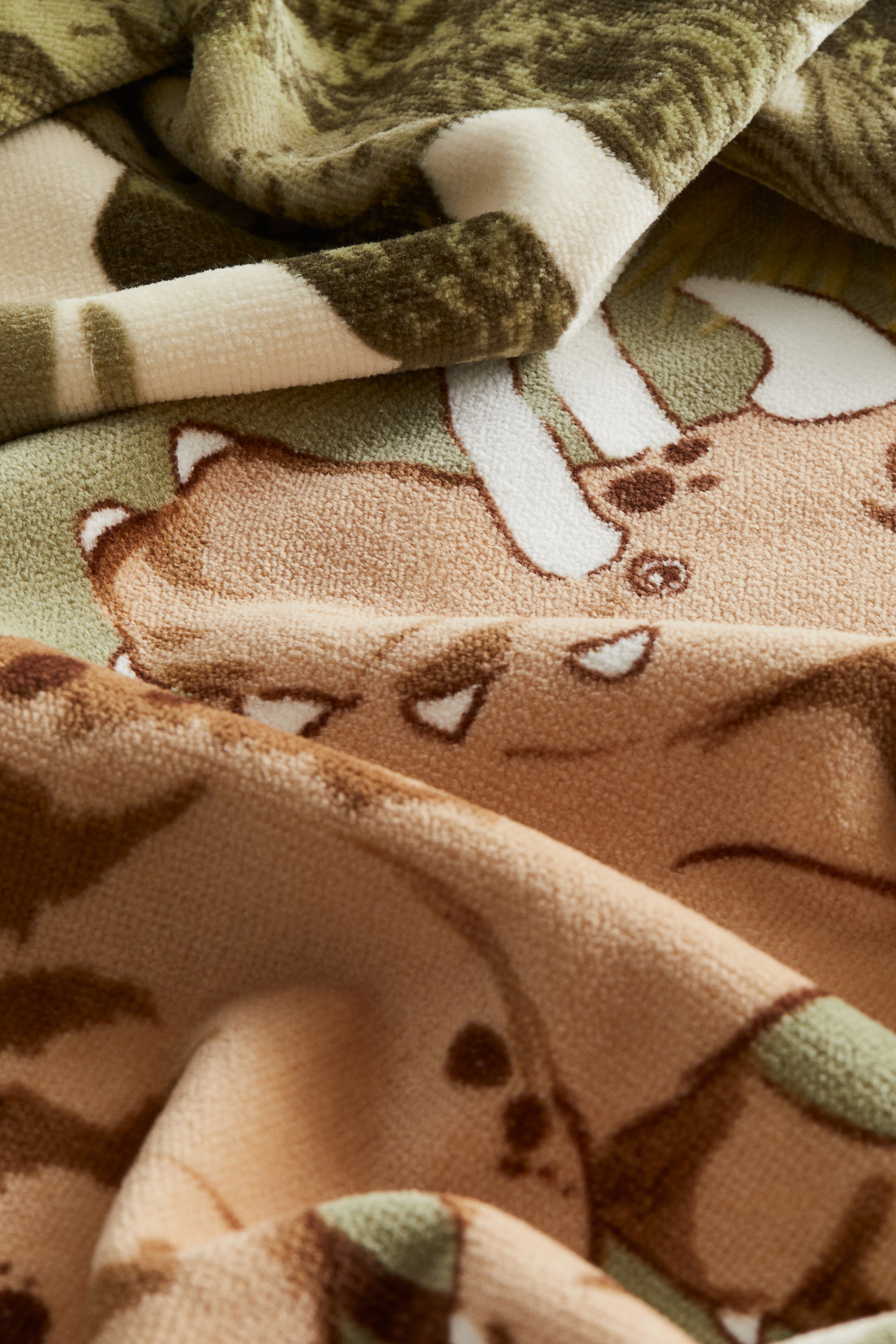 View larger image: 2-Pack Printed-Motif Guest Towels - Beige/dinosaurs - Home All | H&M US 3