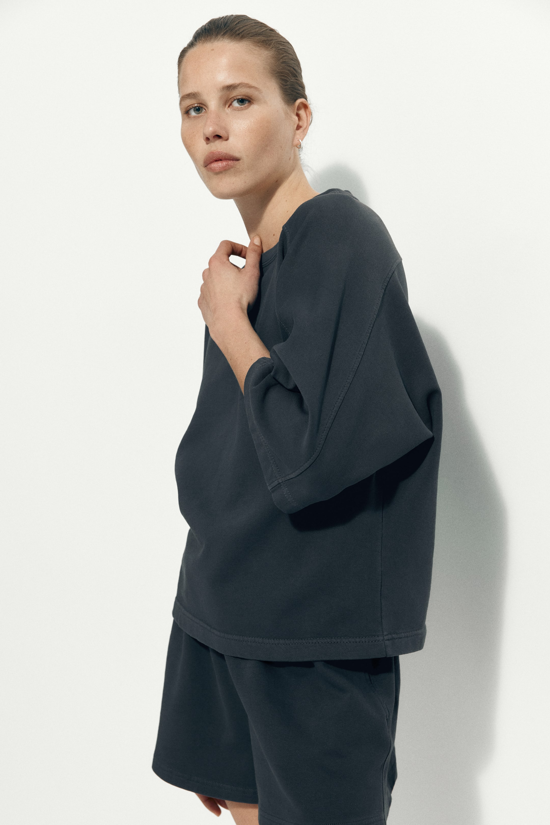 Short-Sleeved Cotton Sweatshirt