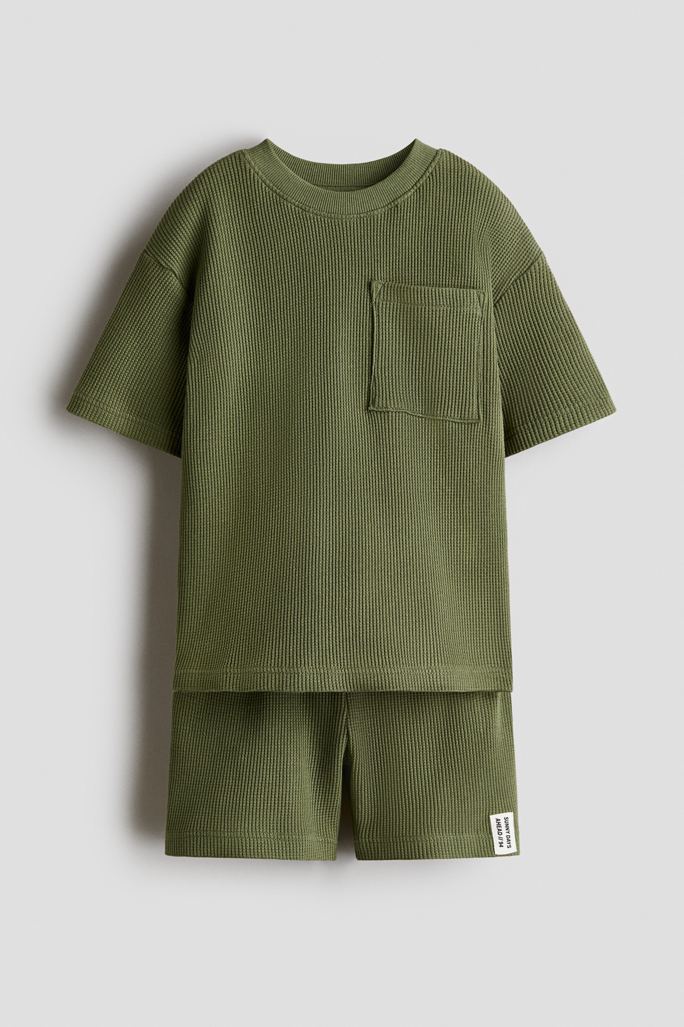 新品☆Outerknown Mサイズ Hightide スウェット ショーパン グリーン オーガニックコットン コットンワッフル2アイテムセット - カーキグリーン - Kids | H&M JP