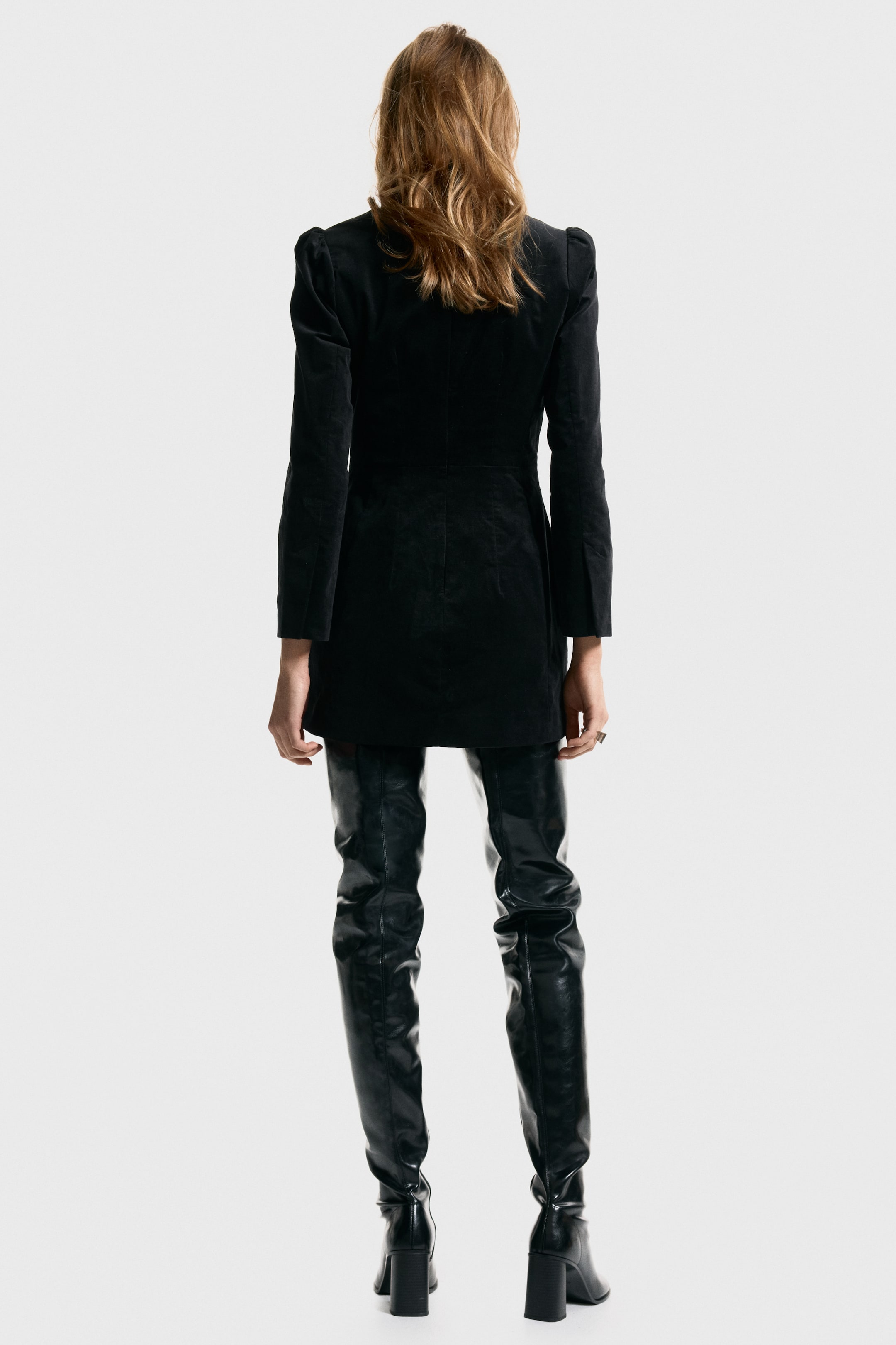 View larger image: Velvet blazer dress - Black - Ladies | H&M PH 5