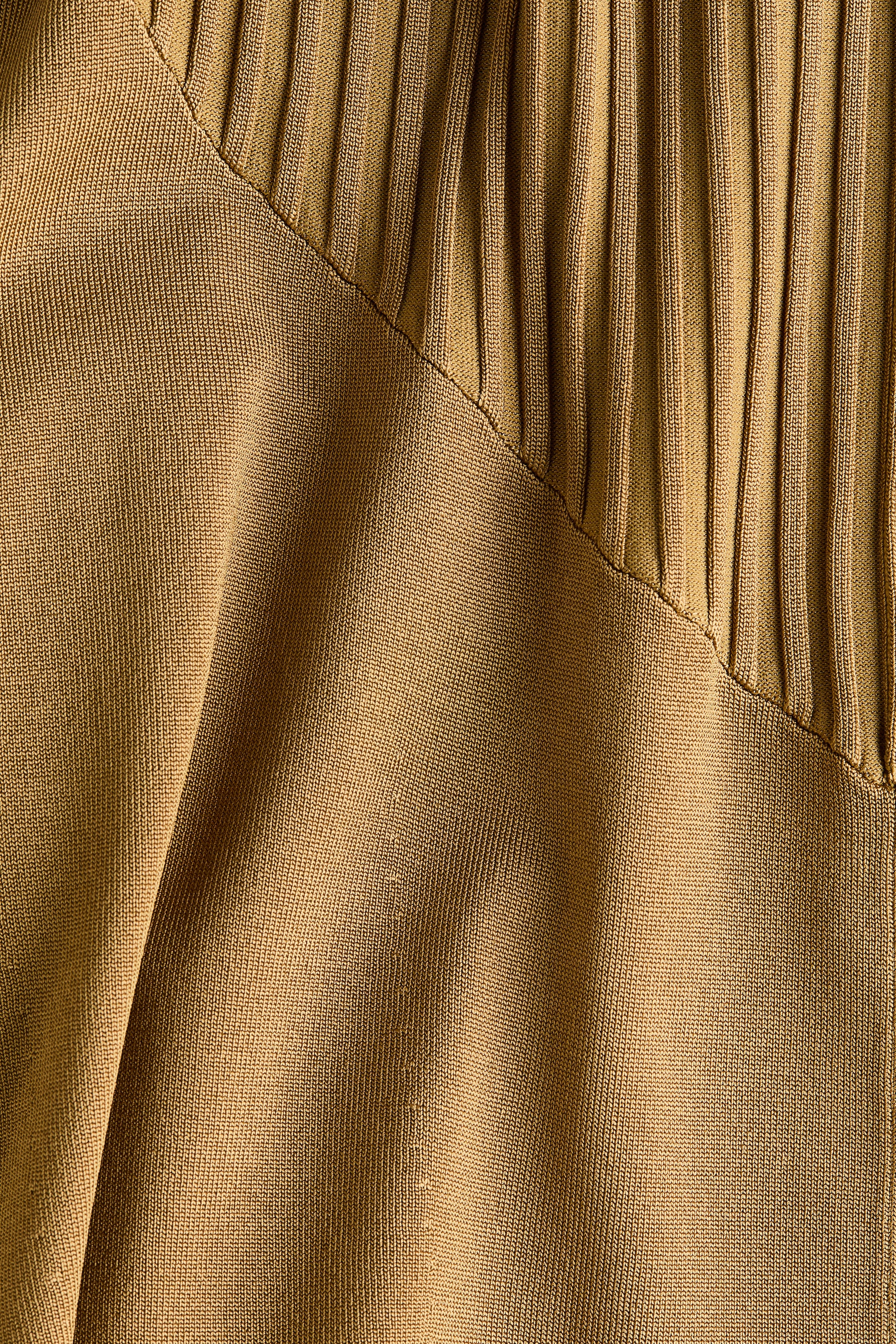 Jupe asymétrique en tricot