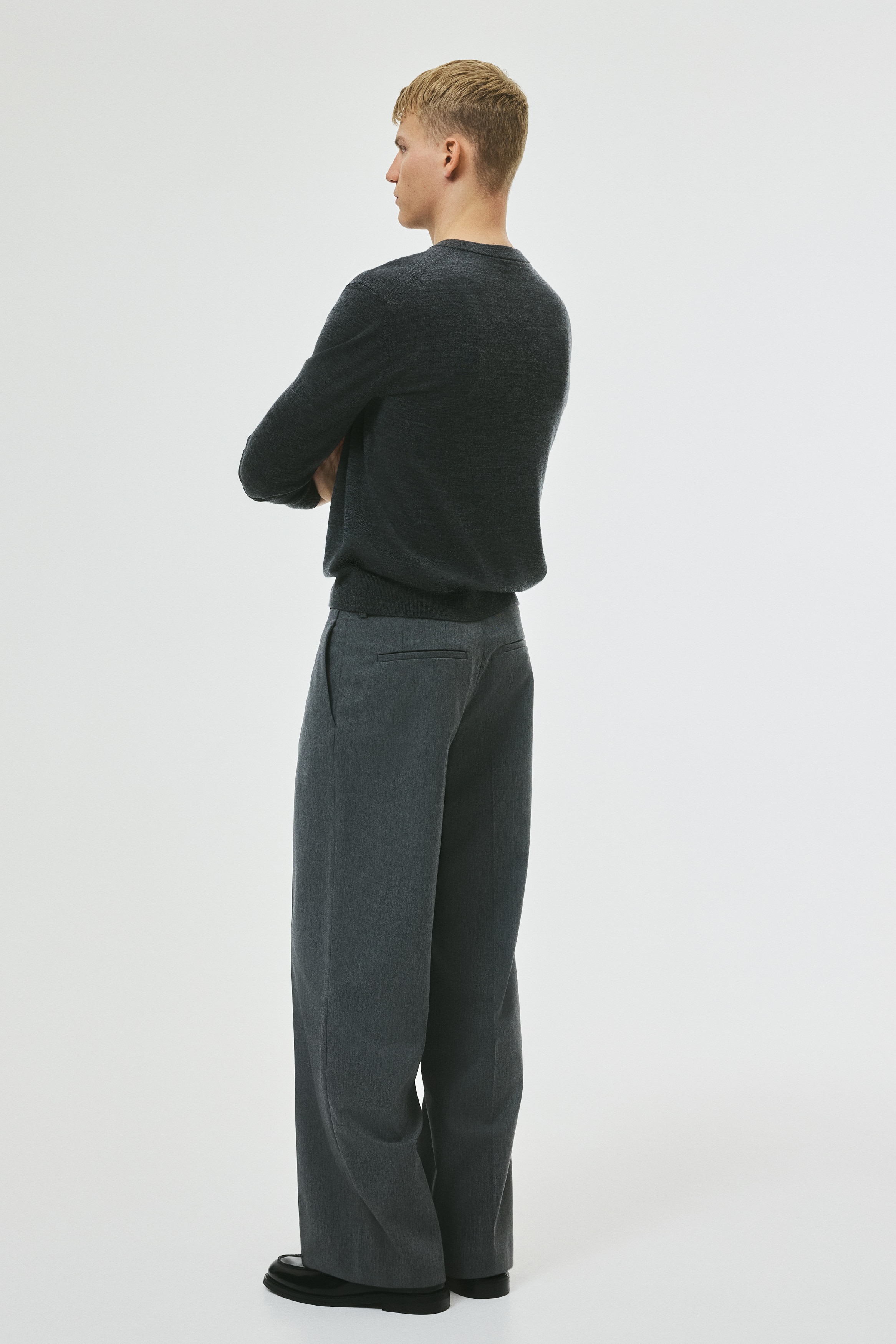 h and m loose fit dress pants Men's Black Loose Fit Dress Pants