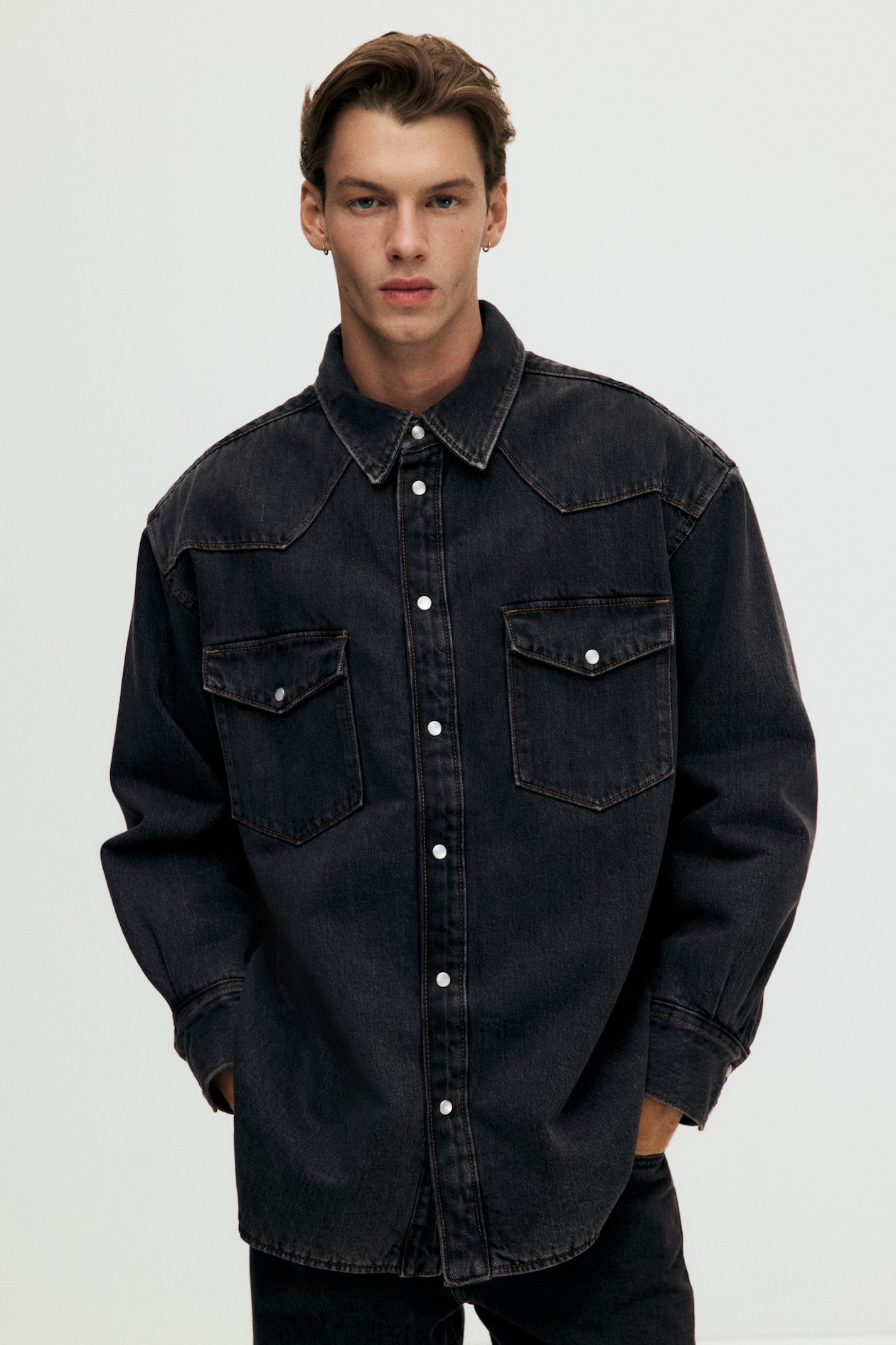 black dress shirt and jeans L'AGENCE Ellery Button-Down Shirt In Black/Gold main image 1