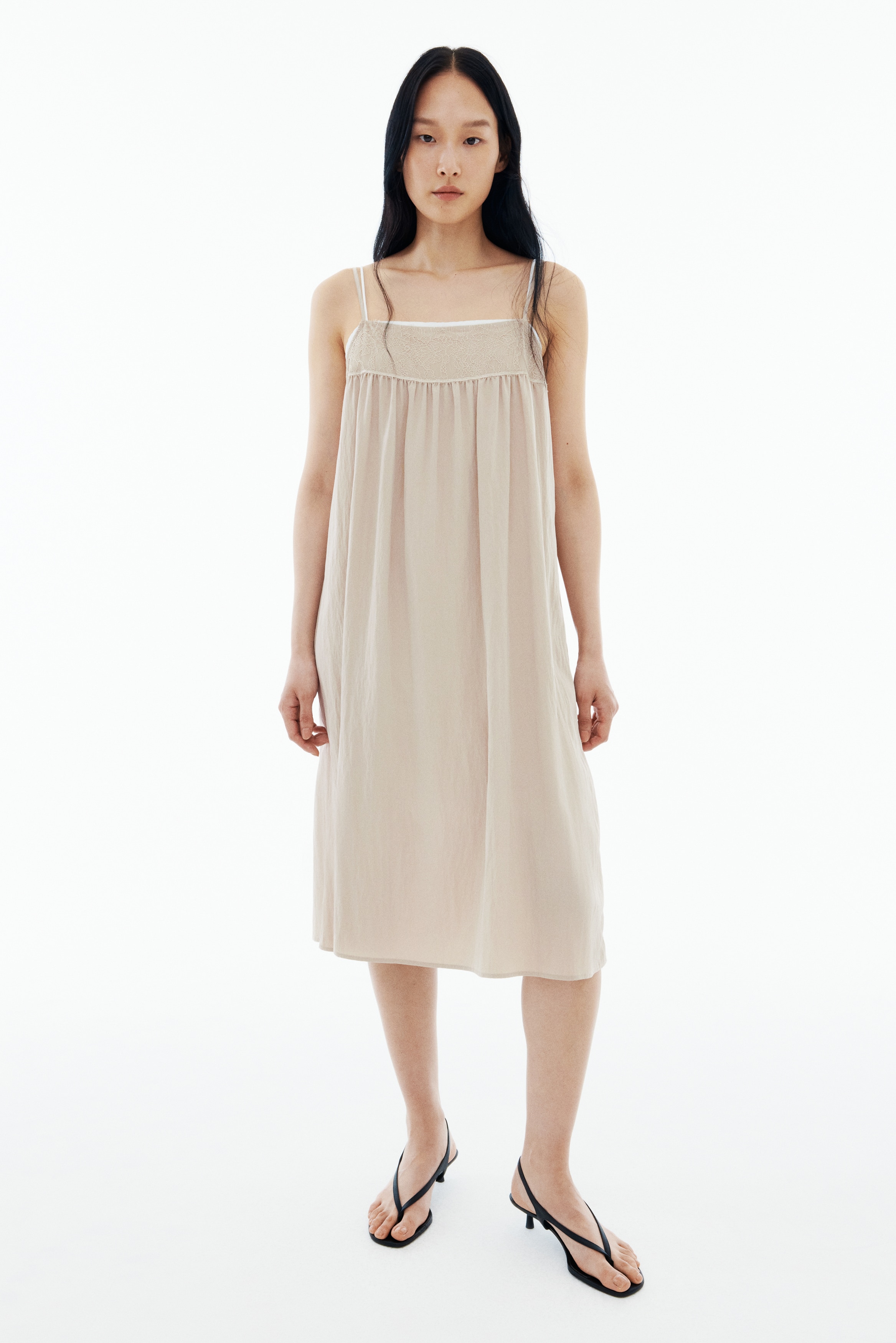 未使用 タグ付 23SS ネストローブ 麻 レース キャミワンピース ベージュ c3682d0d9dbb58f8c2999586d2332b