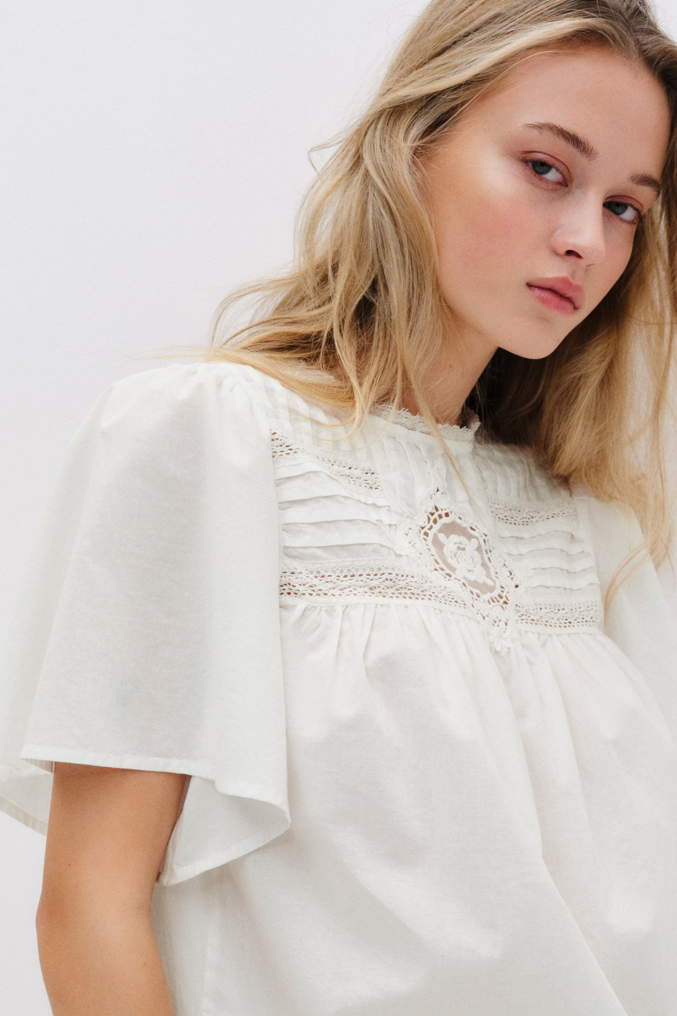 Blouse en coton avec broderie anglaise