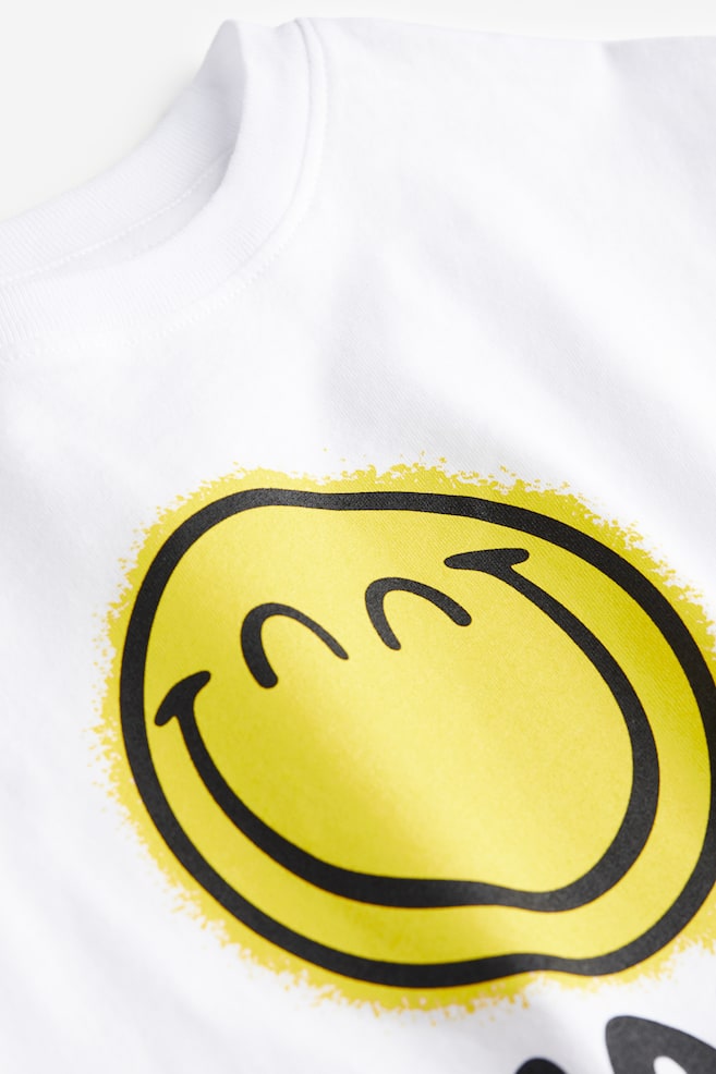 Oversized T-Shirt mit Print - Weiß/Smiley®/Graumeliert/Micky Maus - 2