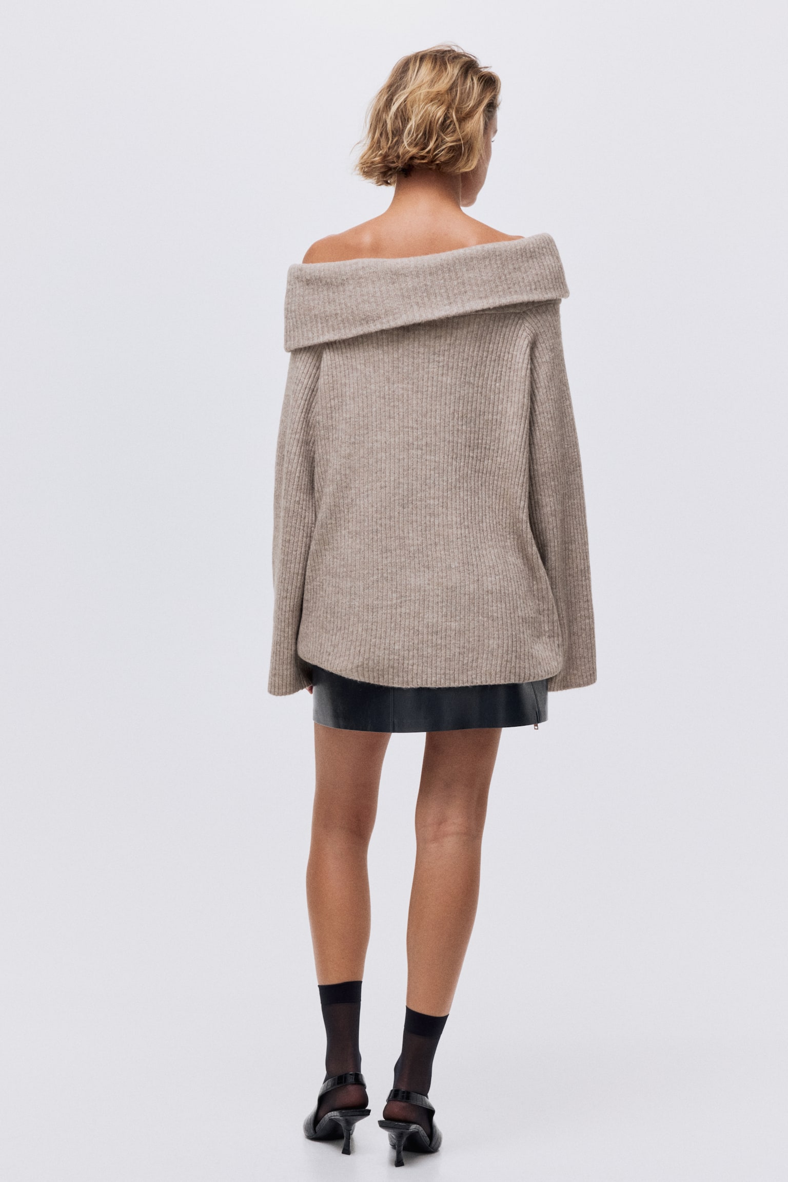 Off-the-Shoulder Sweater - Beige melange/Dark gray/Burgundy/Light beige - 5