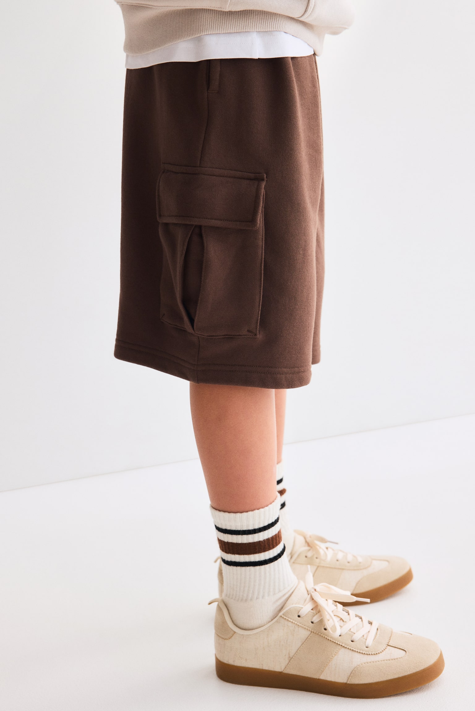 Shorts cargo en french terry - Café oscuro/Blanco/Mármol - 4