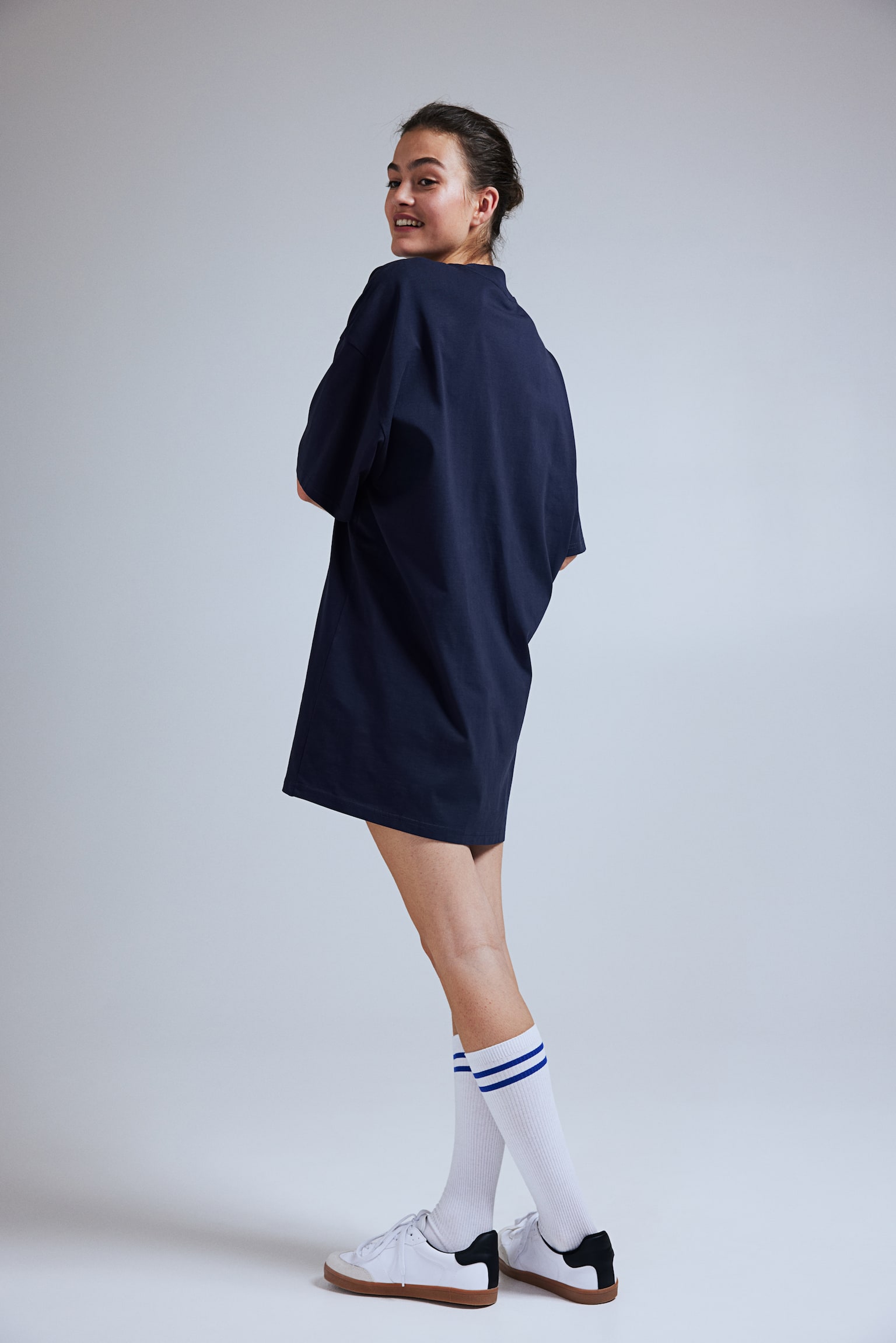 Oversized T-shirt dress - Navy blue/Light grey marl/Black/White/Light beige/Light yellow/Light beige/Light grey/Dark grey/Khaki green - 3