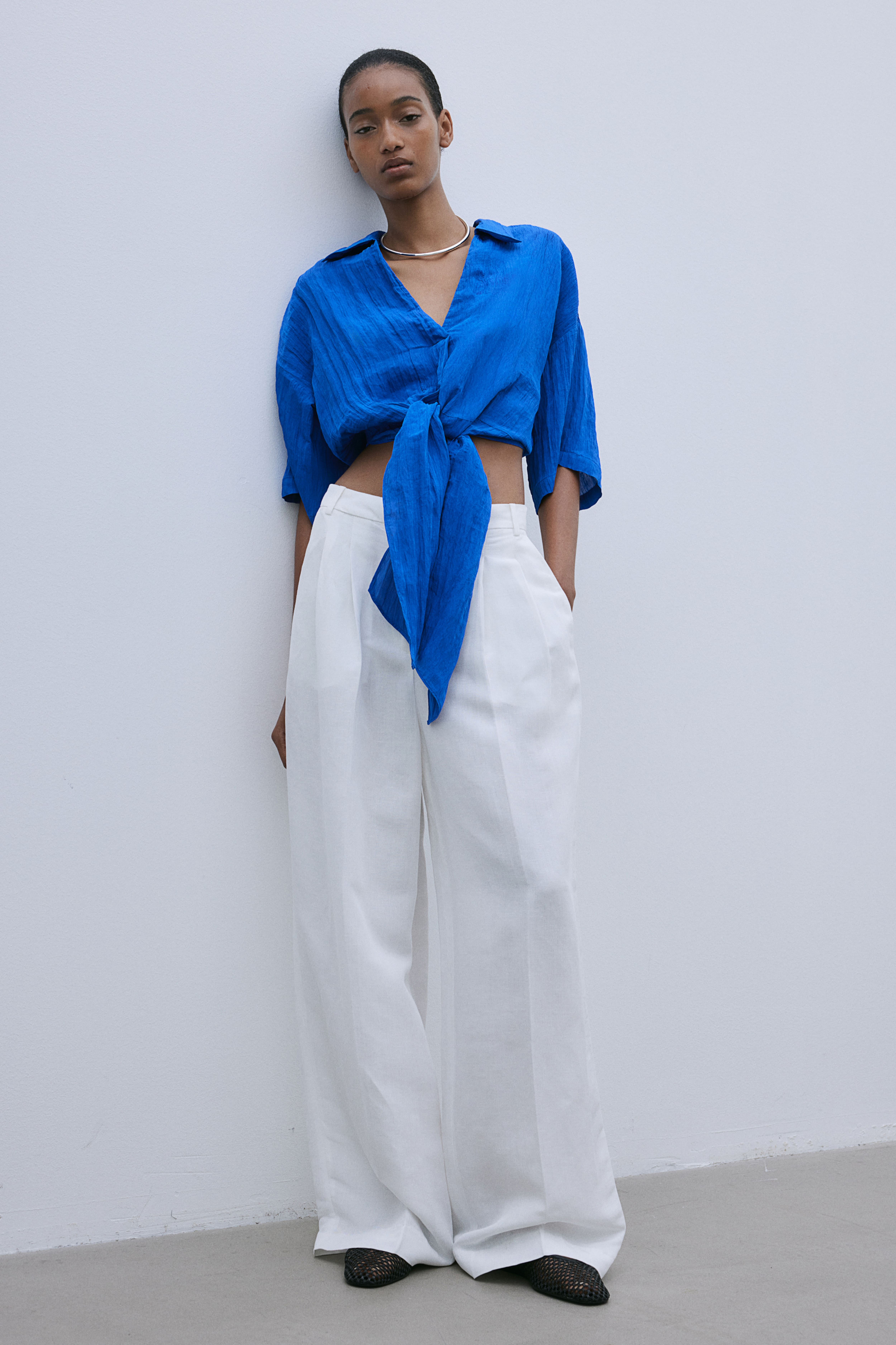 Women's Blouses & Shirts | Denim Satin & Linen | H&M CA