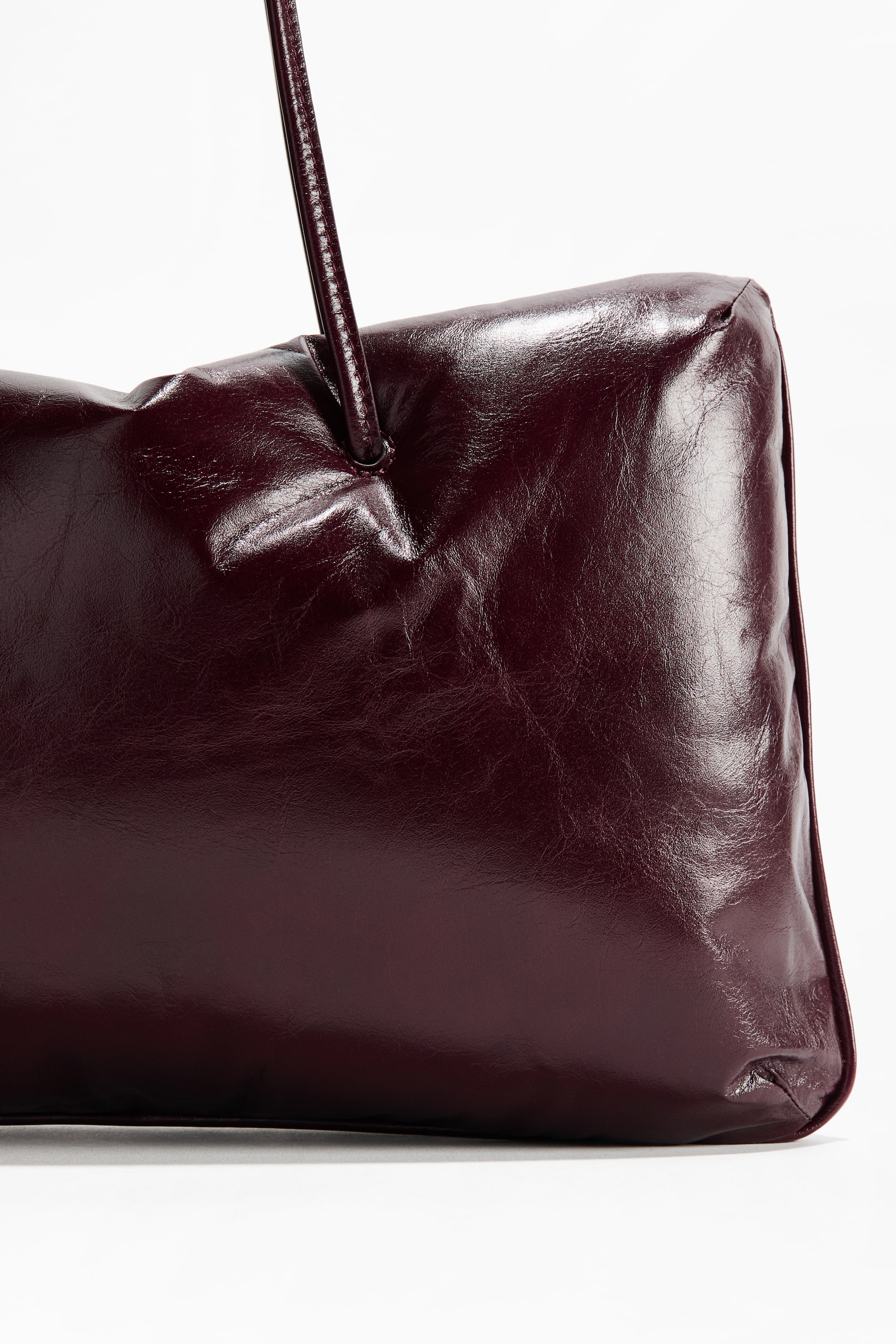 Sac porté à l'épaule en cuir matelassé