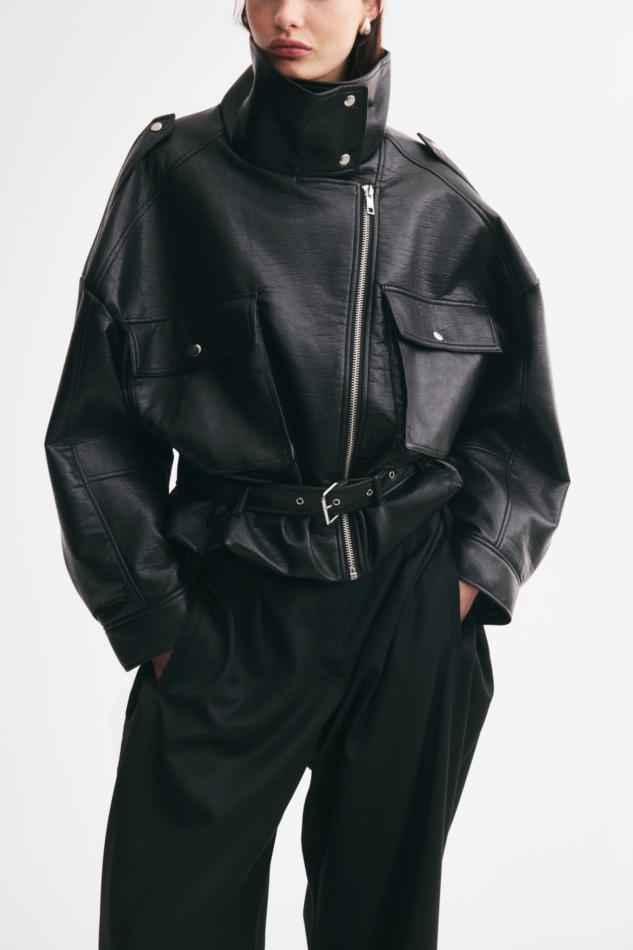 Женские куртки H&M Belt-Detail Biker Jacket — фото 3