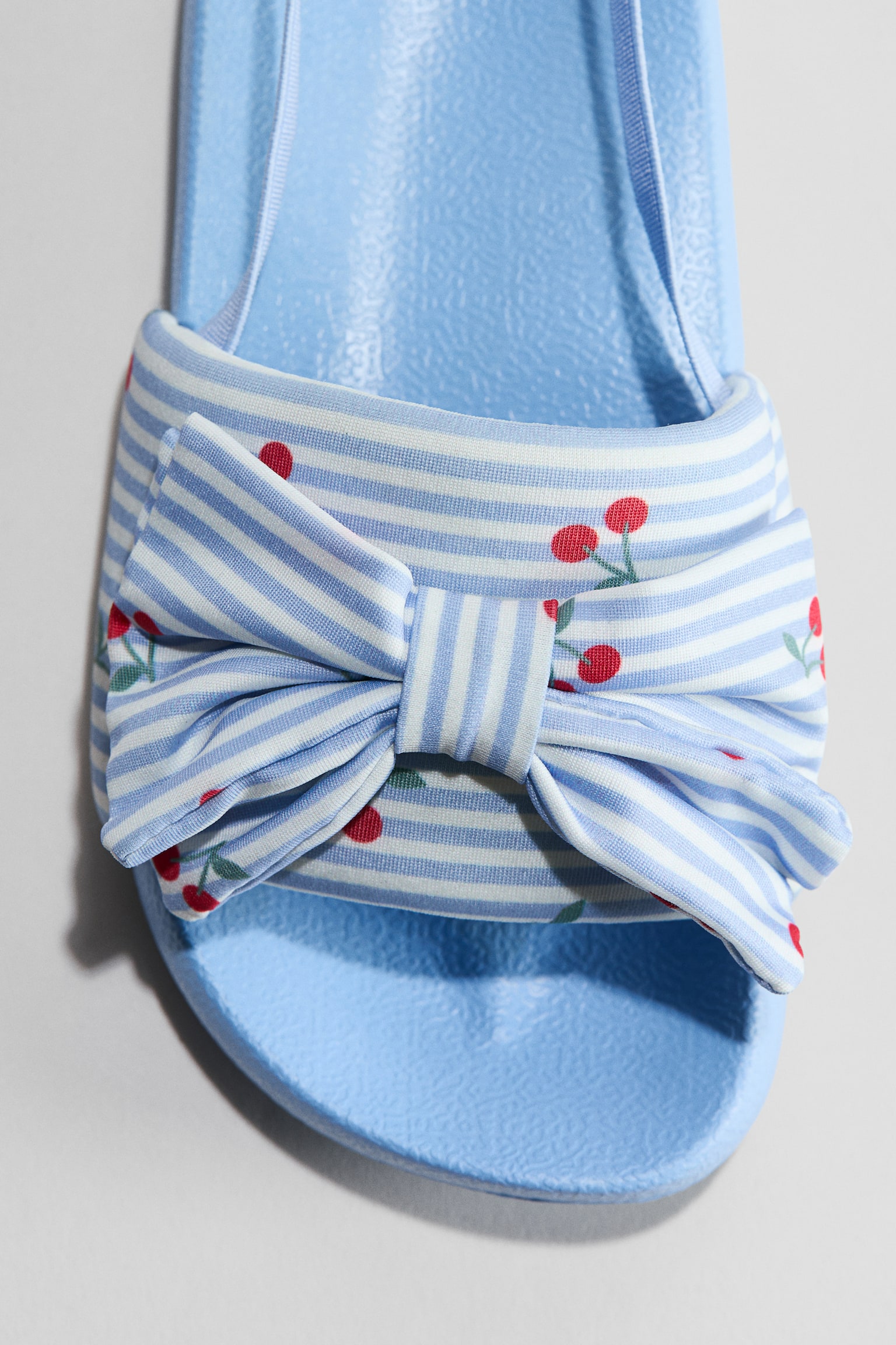 Pool slides - Light blue/Cherries/Dusty green/Floral - 3