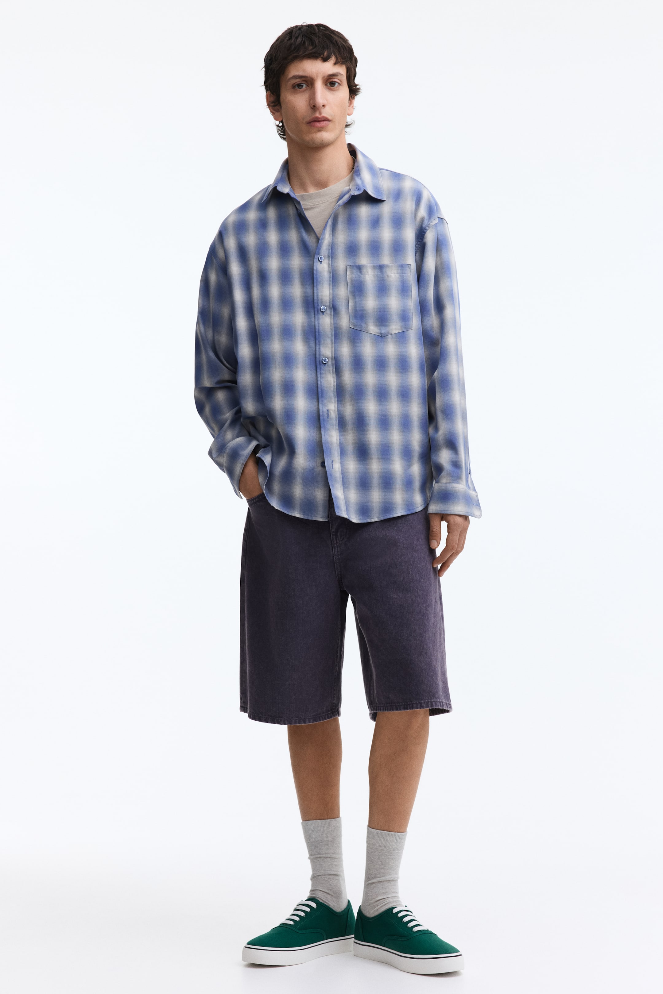 View larger image: Relaxed Denim Shorts - Dark lilac - Men | H&M US 1