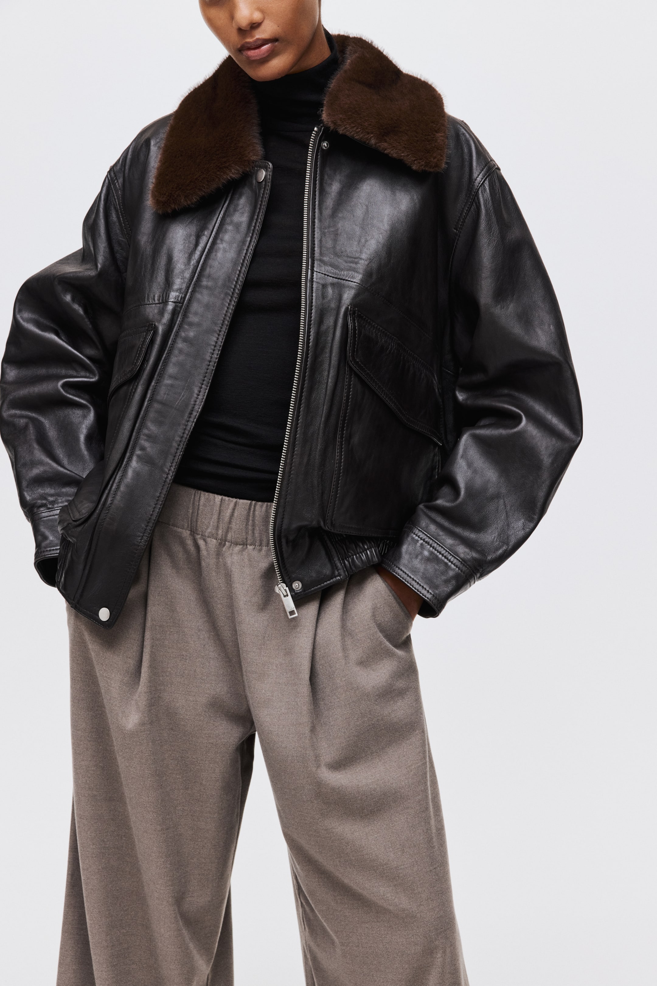 Visualizza immagine più grande: Pantaloni pull-on ampi - Beige | H&M IT 2