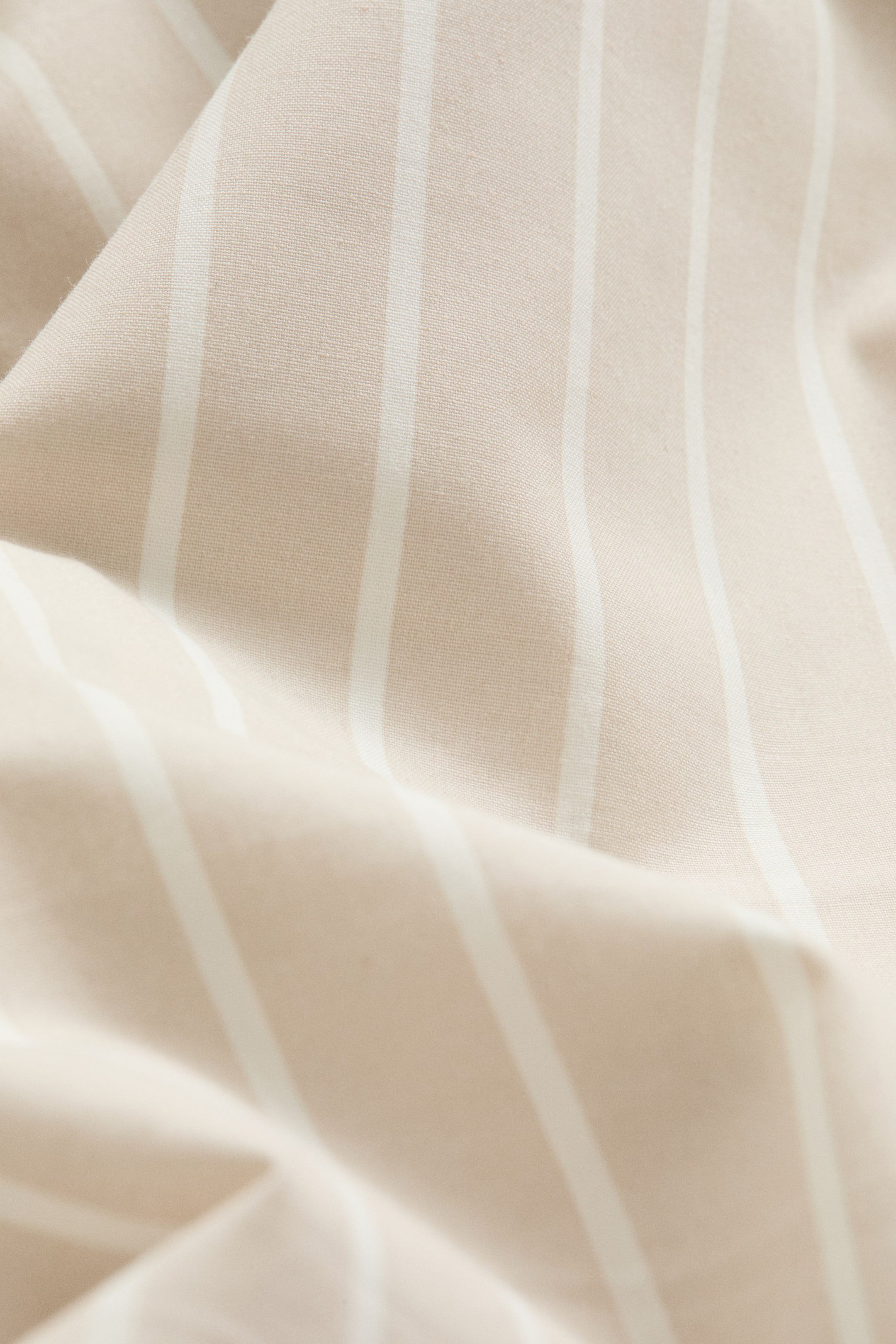 View larger image: Cotton Percale Crib Duvet Cover Set - Light beige/Striped - Home All | H&M CA 4