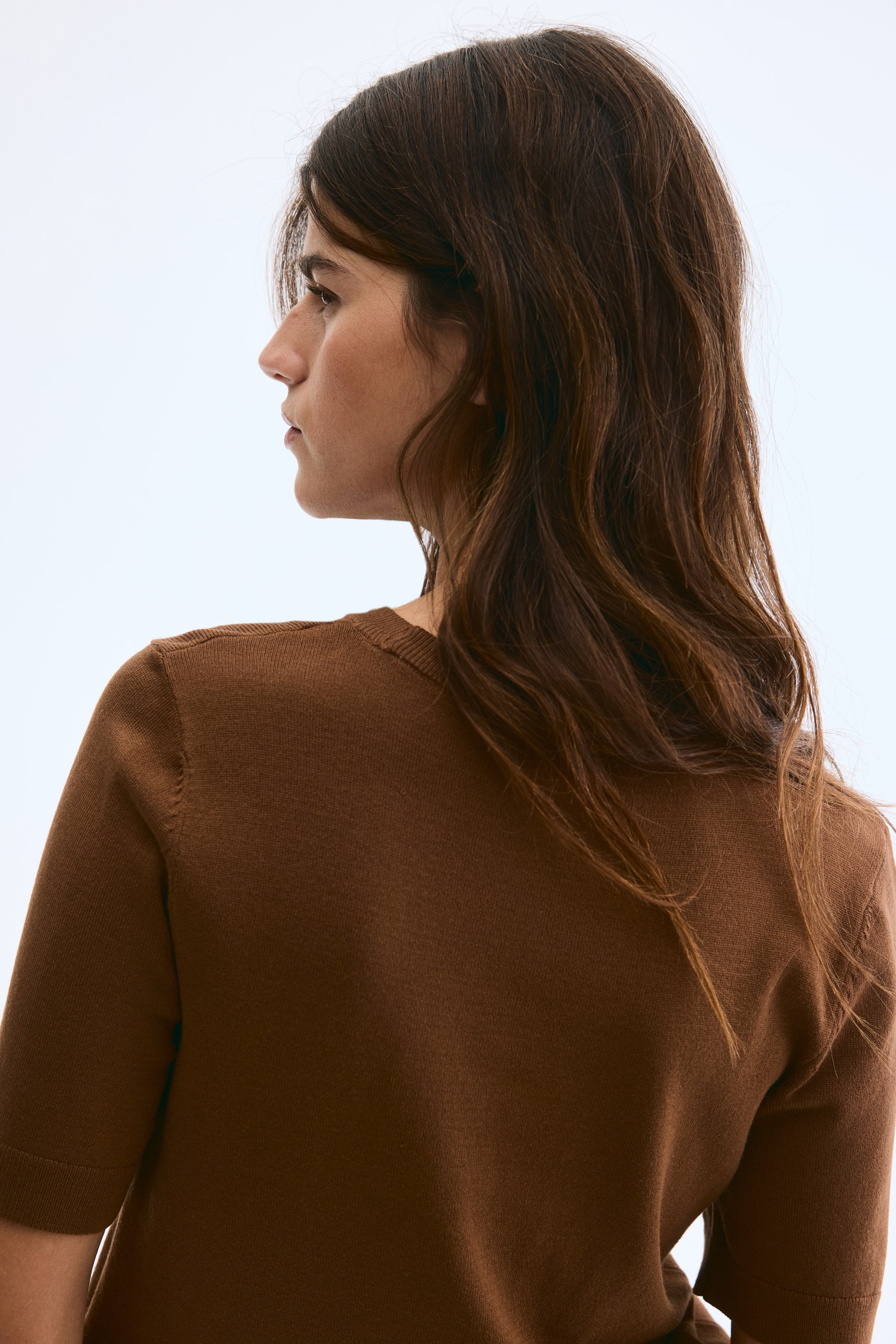 View larger image: Fine-knit top - Brown - Ladies | H&M IN 3