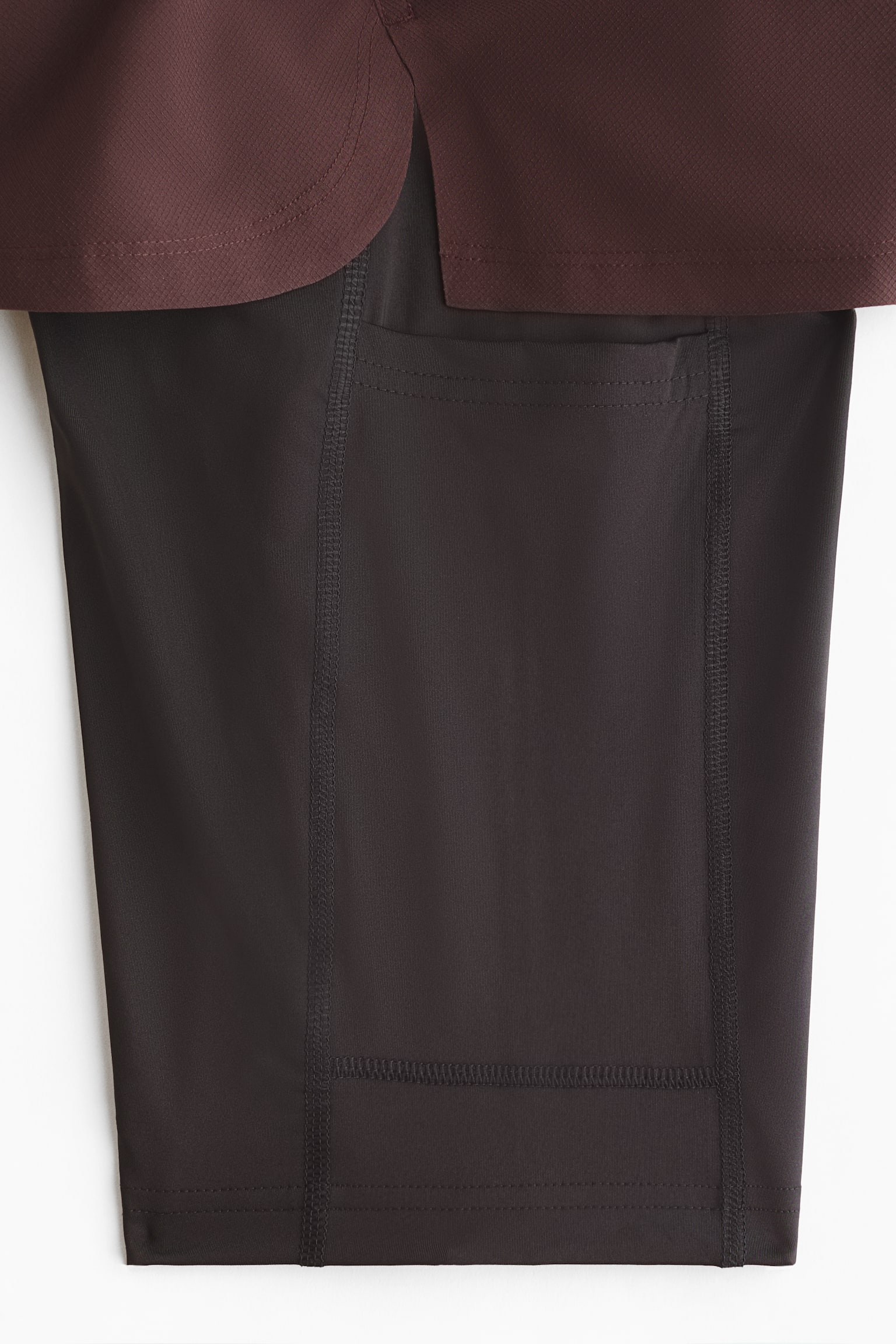 Double-layered sports shorts with DryMove™ - Burgundy/Dark grey - 3