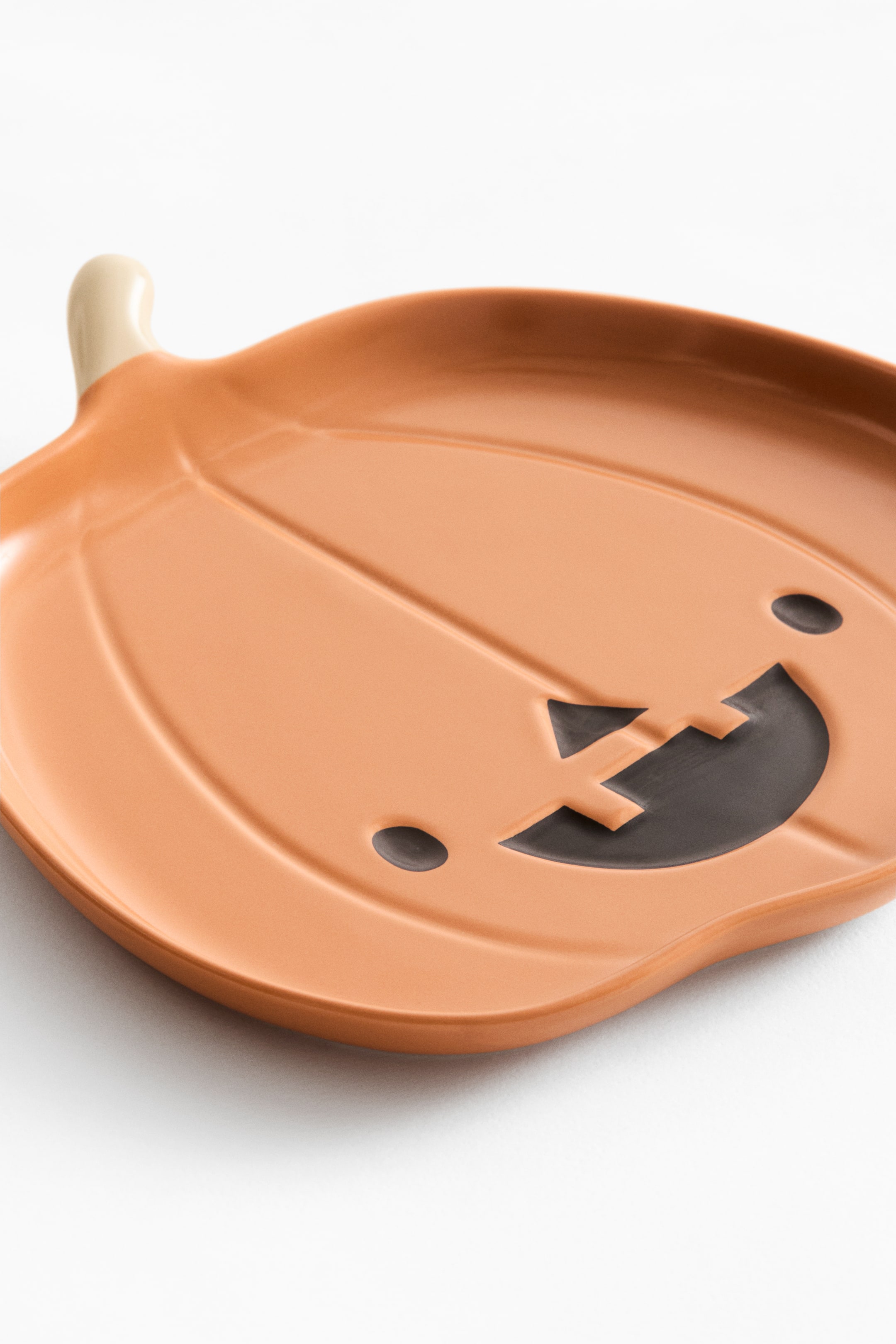 H&M Pumpkin-Shaped Porcelain Plate — фото 3