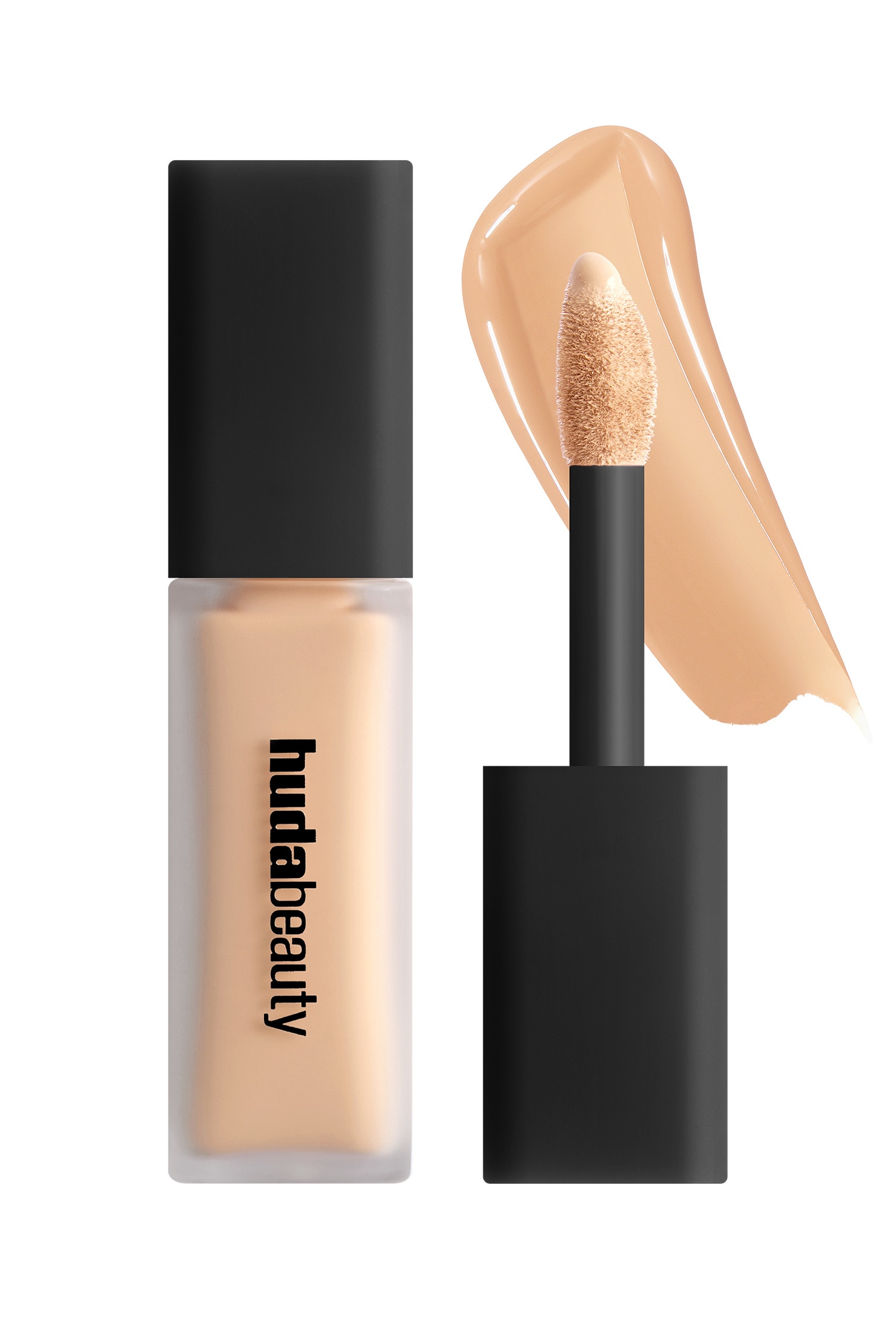 #fauxfilter Luminous Matte ConcealerModell