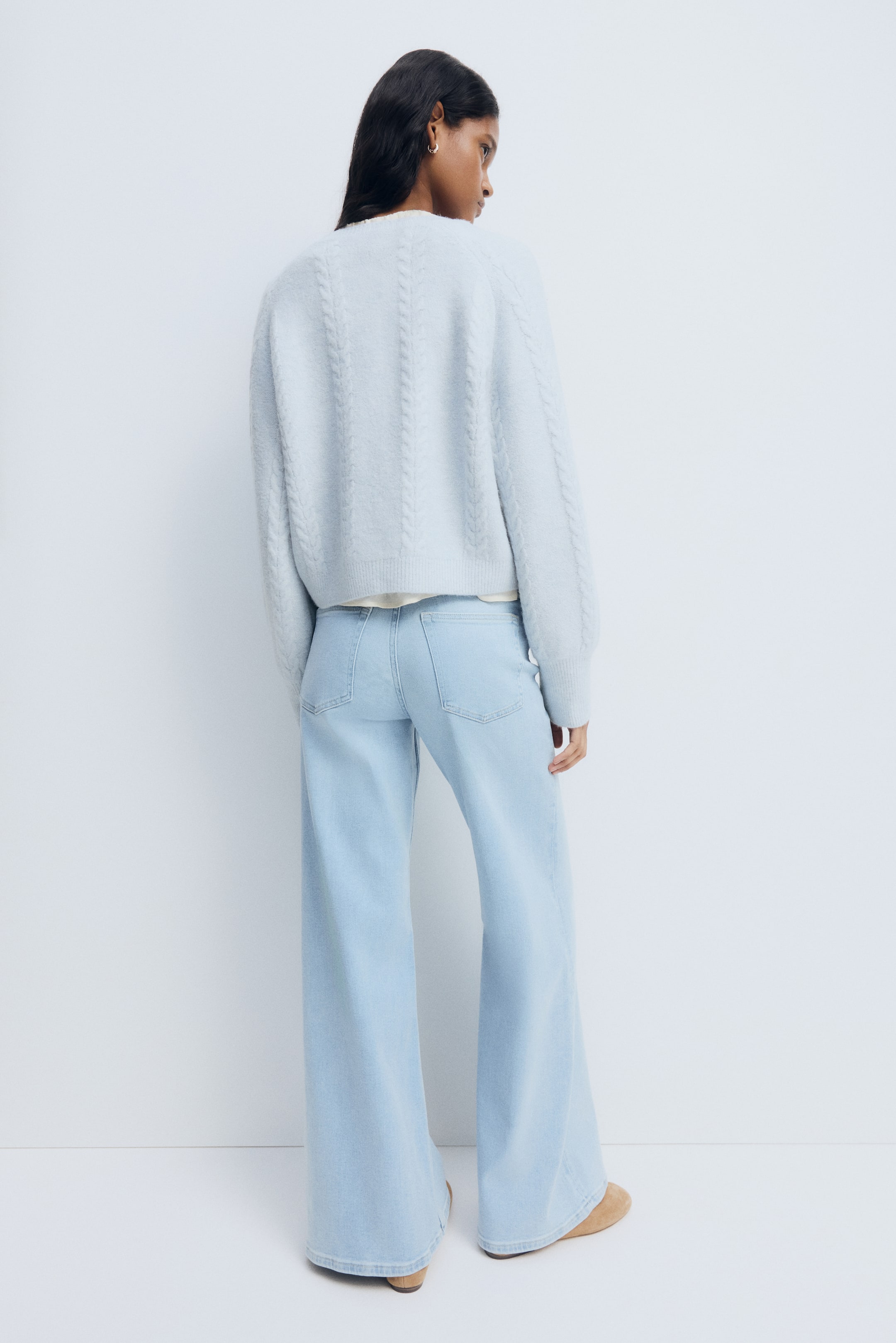 Näytä suurempi kuva: Palmikkoneuletakki - Haaleansininen - NAISET | H&M FI 4