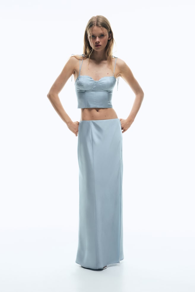 Falda maxi de satín - Azul claro - 2
