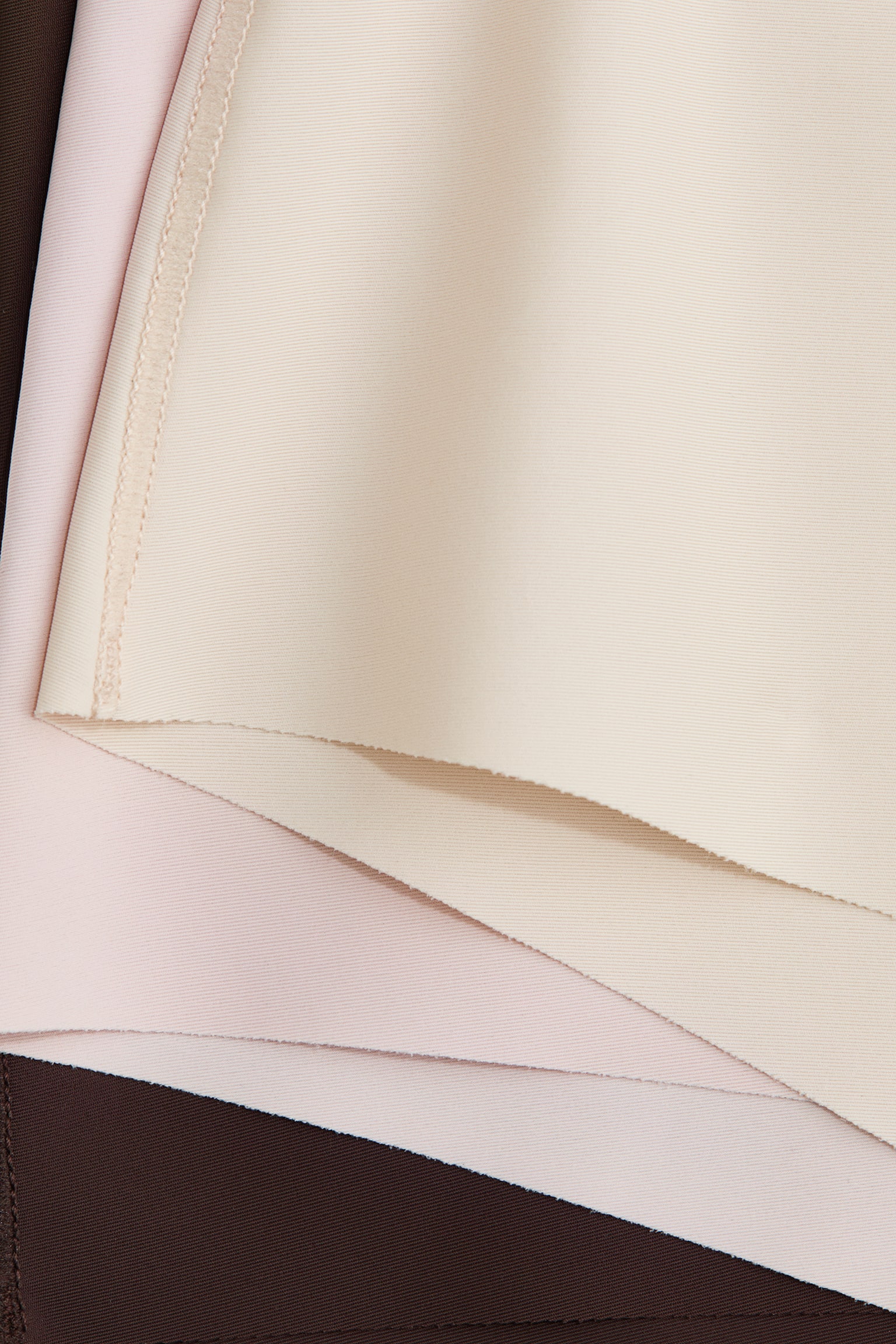 3-pack microfibre shortie briefs - Light pink/Dark brown/Dark blue/Dusty pink/Light beige/Black - 3