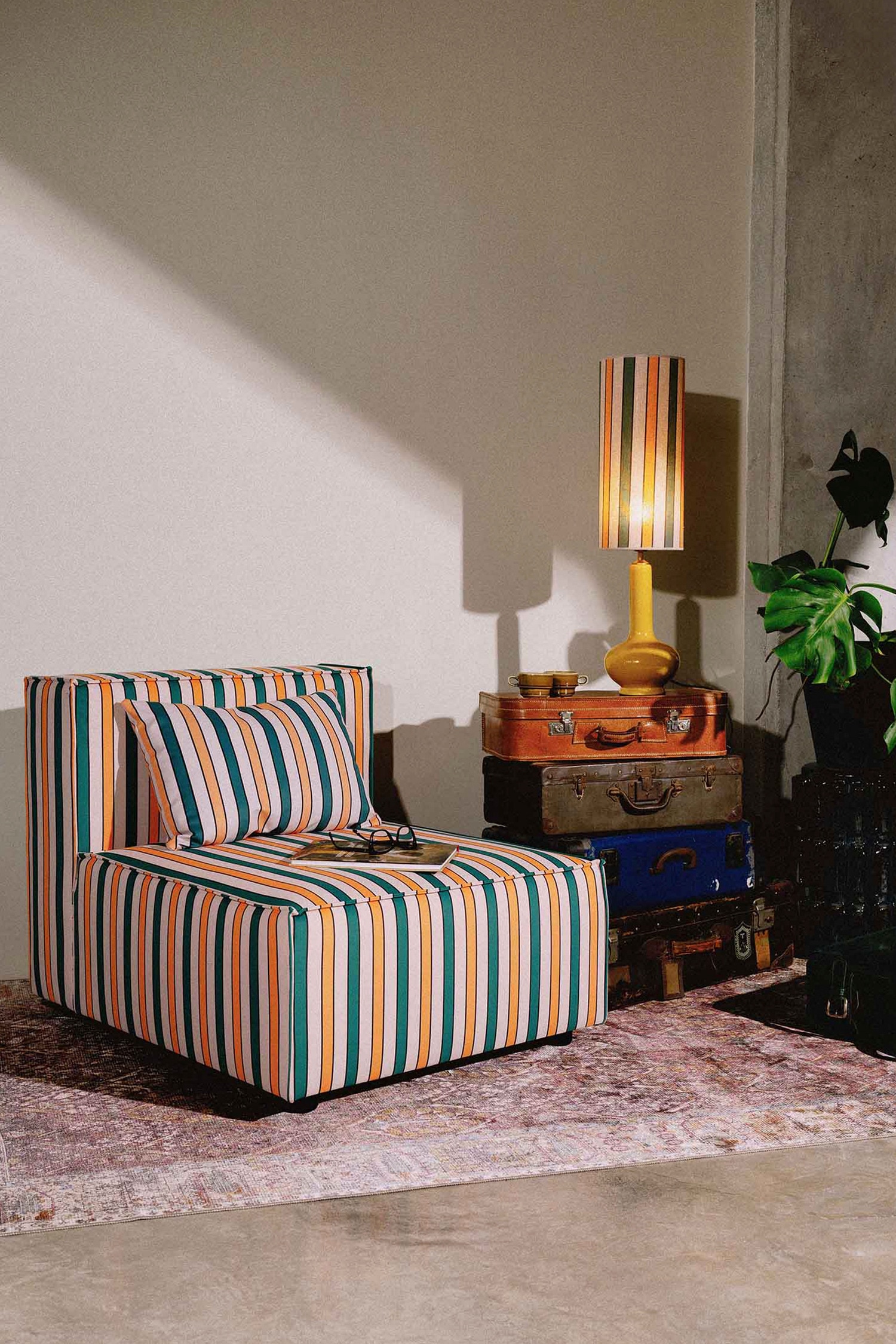 Sillon Lounge Harper - Estampado Stardust/Estampado Grid/Estampado Groovy