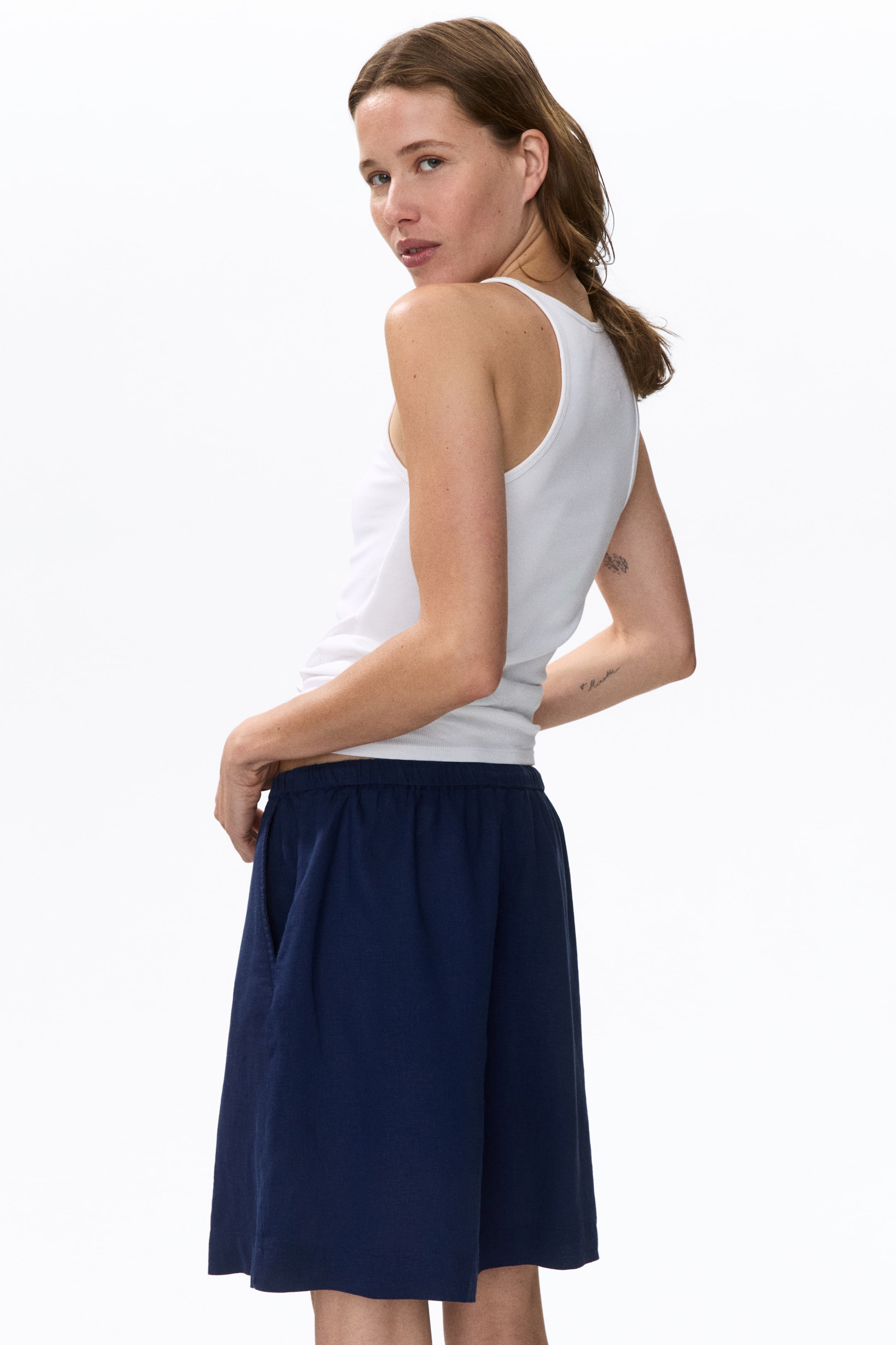 Short à cordon en lin mélangé