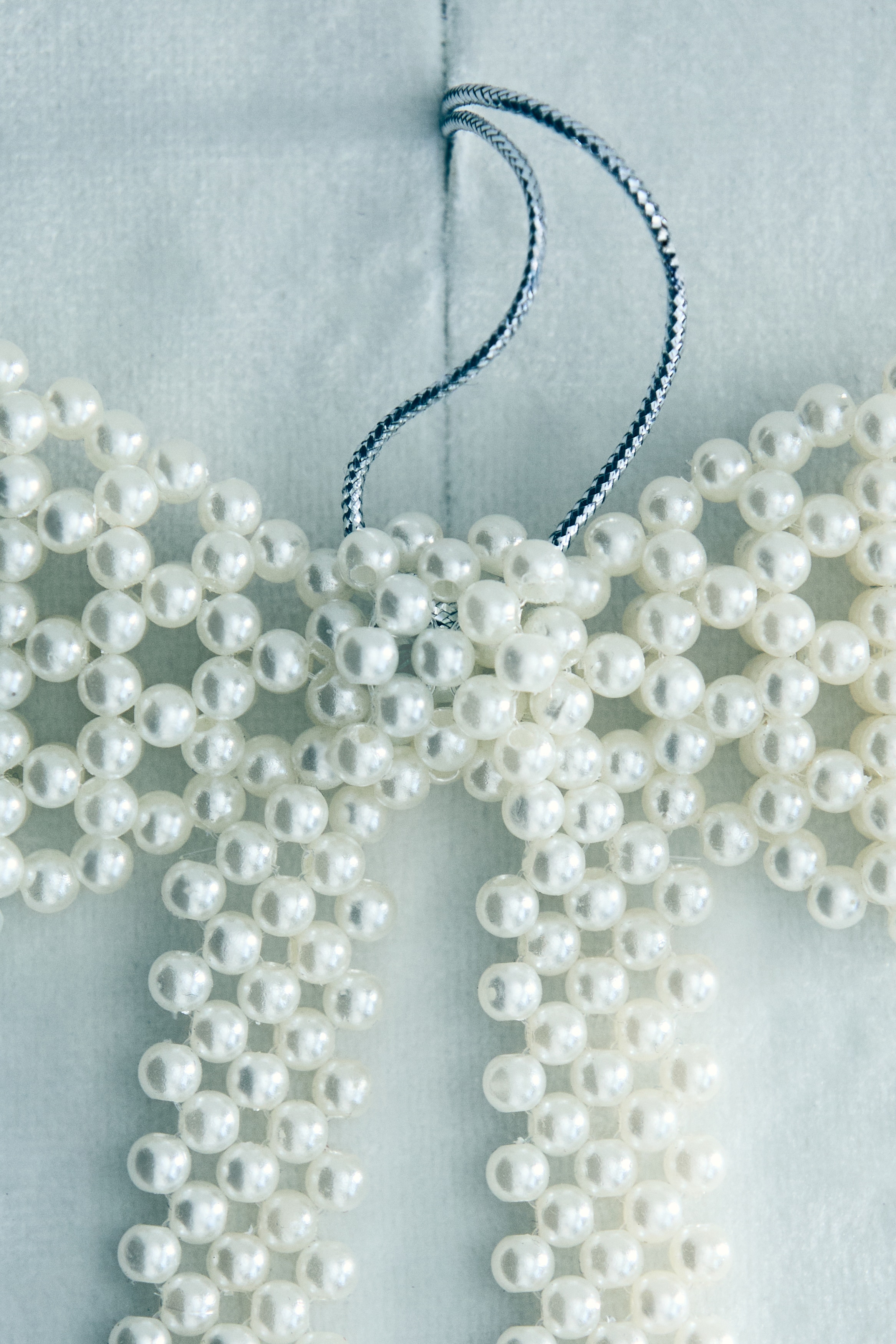 Bow Christmas decoration - White