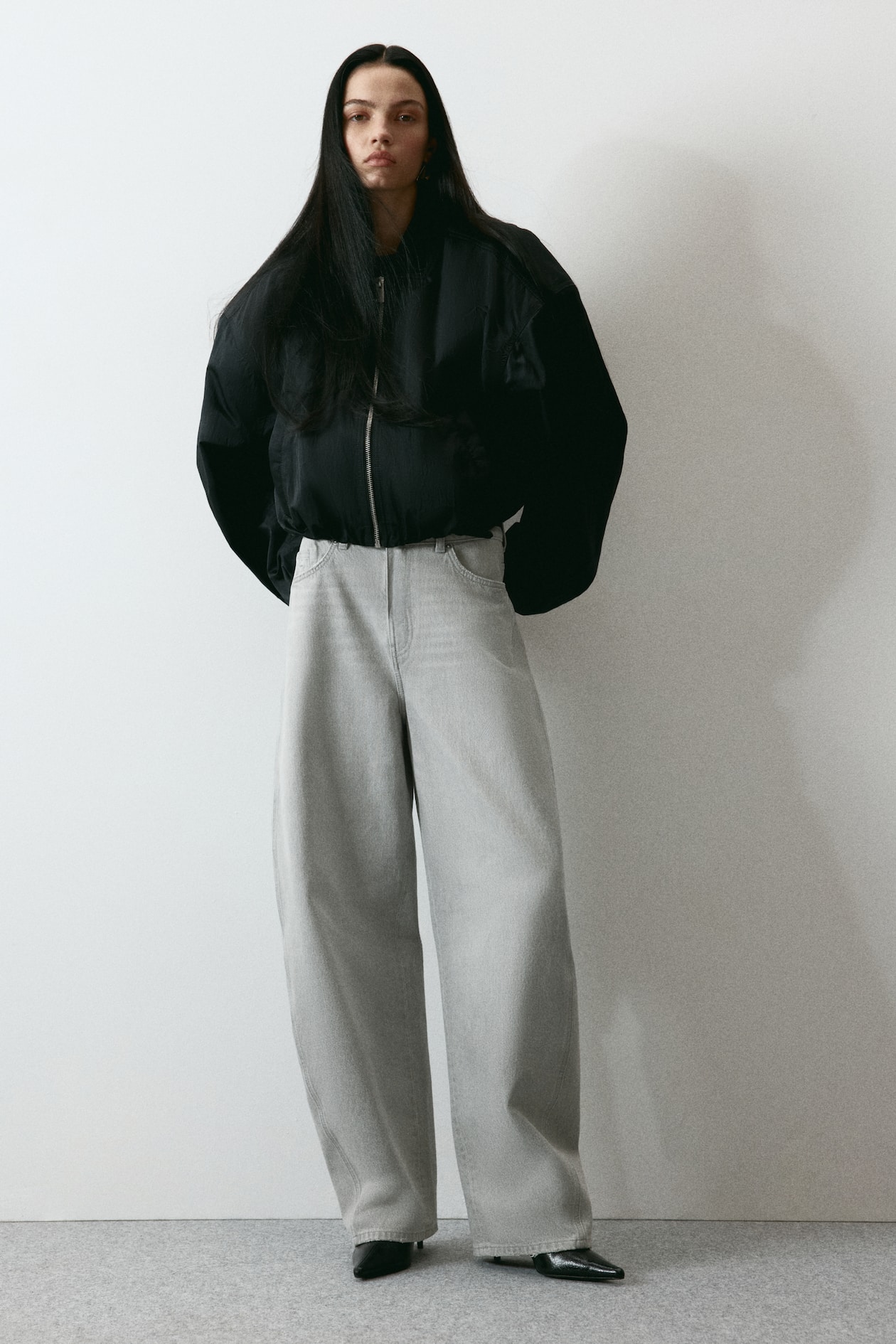Barrel Leg High Waist Jeans - image 2