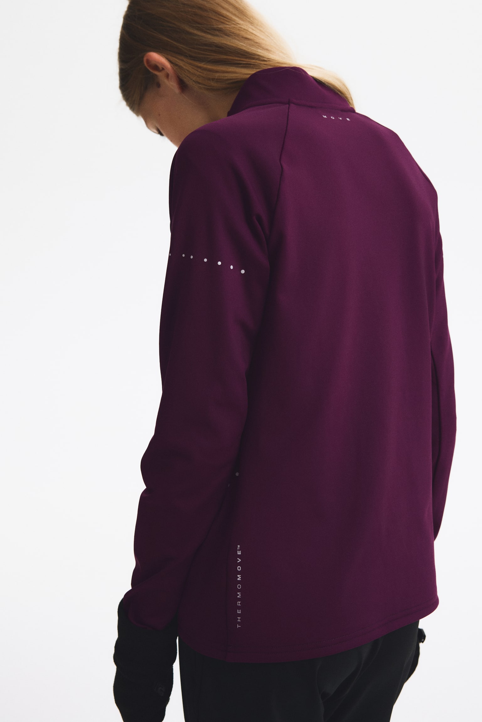 Детский топ H&M Move Warm Mid-Layer Soccer Jersey with ThermoMove™, цвет: Сиреневый сливовый — фото 6
