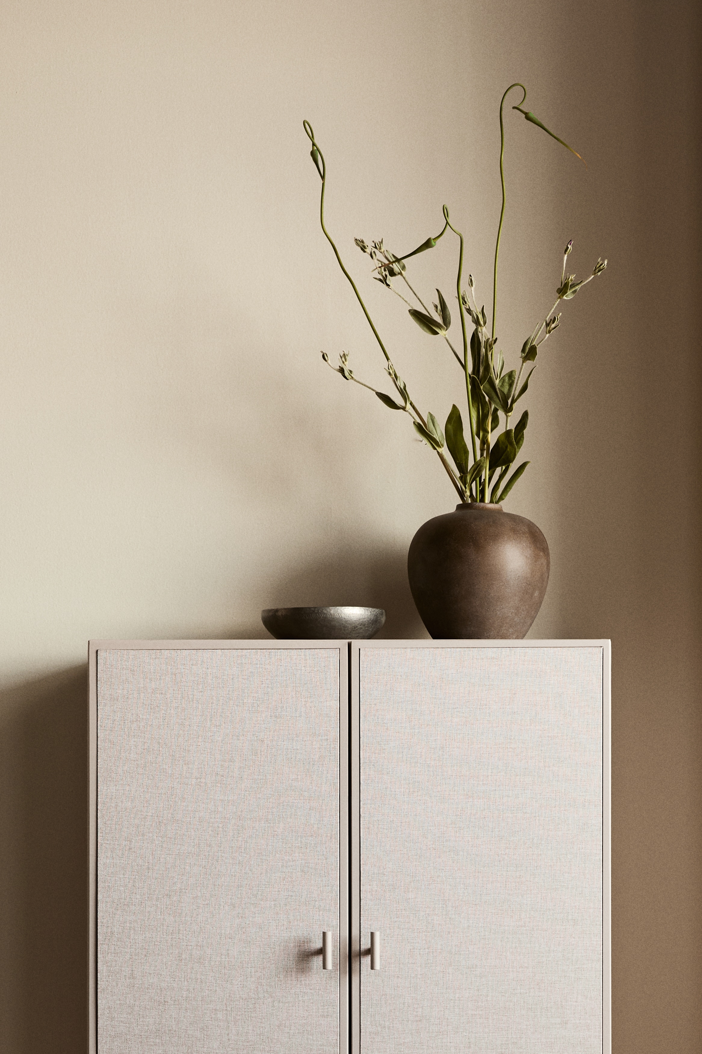 Wooden cabinet - Beige/Lys grå