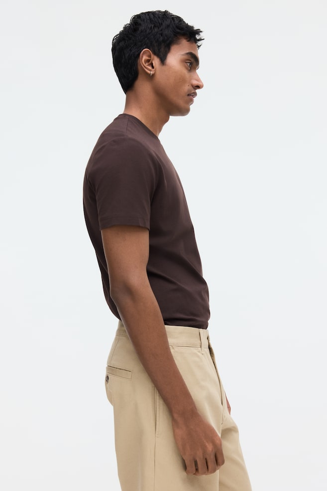 Tricou Slim Fit - Maro-închis/Verde-kaki/Alb/Negru/Alb/dungi negre/Bleumarin/Mov/Verde-pădure - 6