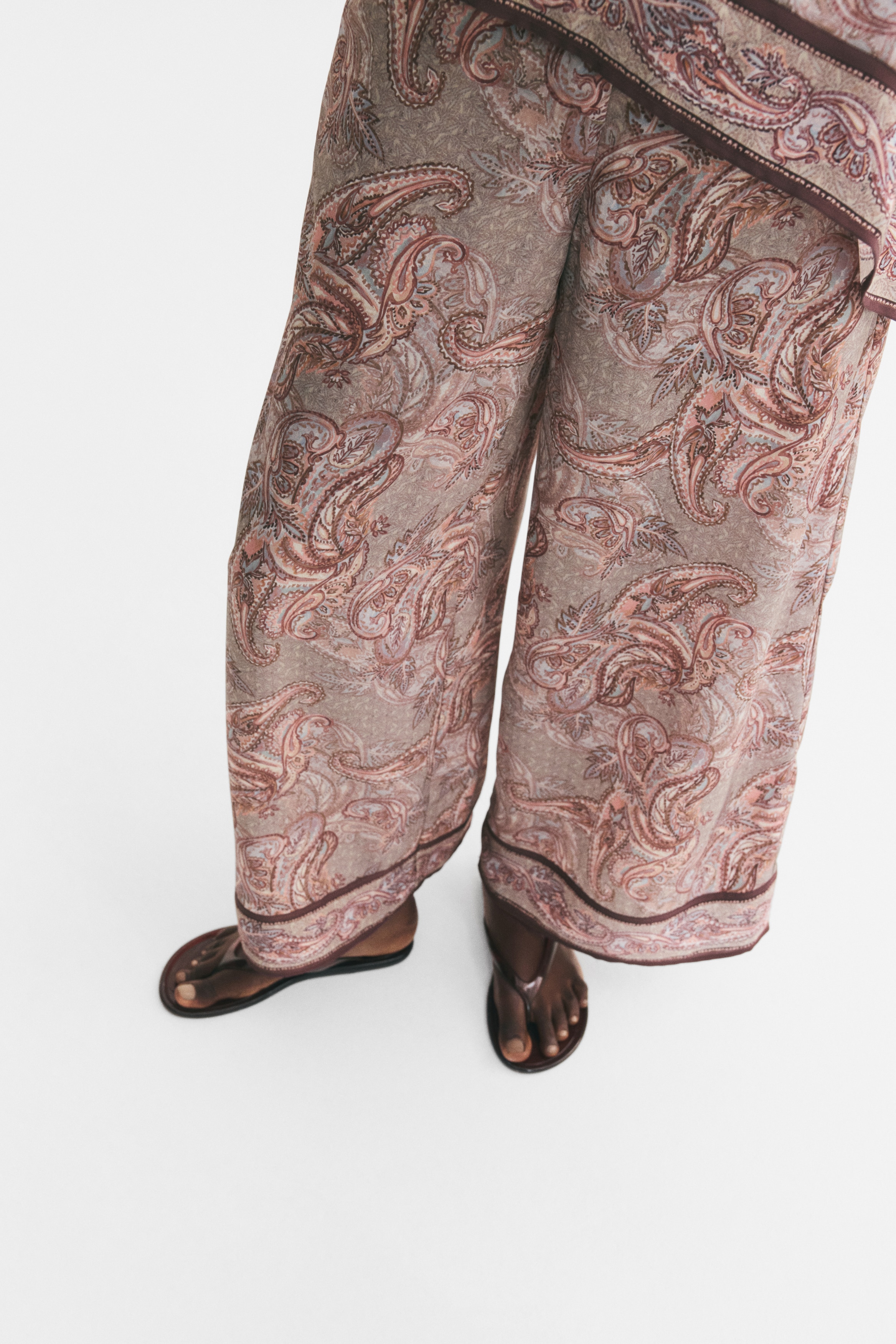 Wide-Leg Pants - thumbnail 8