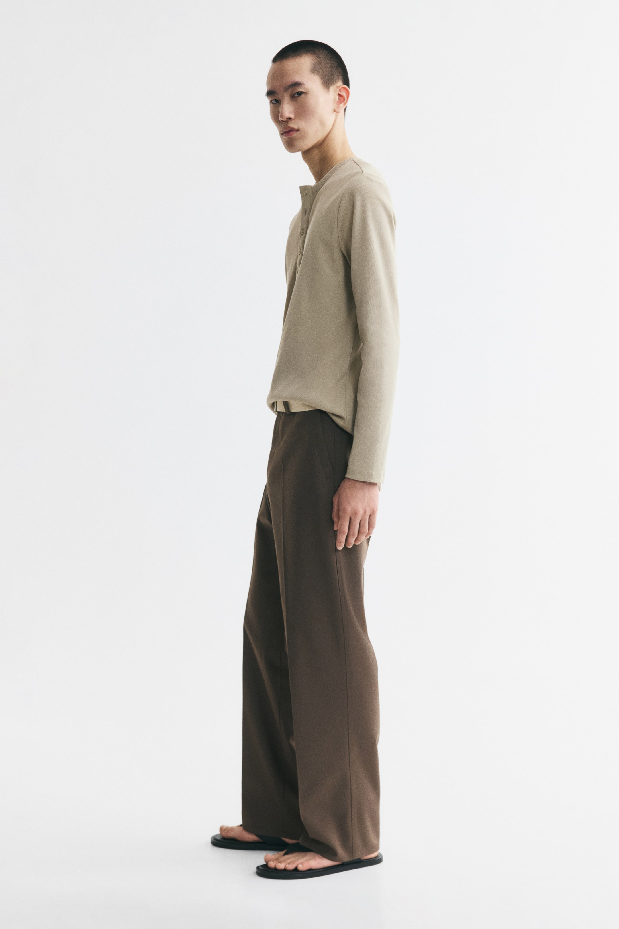 Relaxed-Fit Wide-Leg Tailored Pants