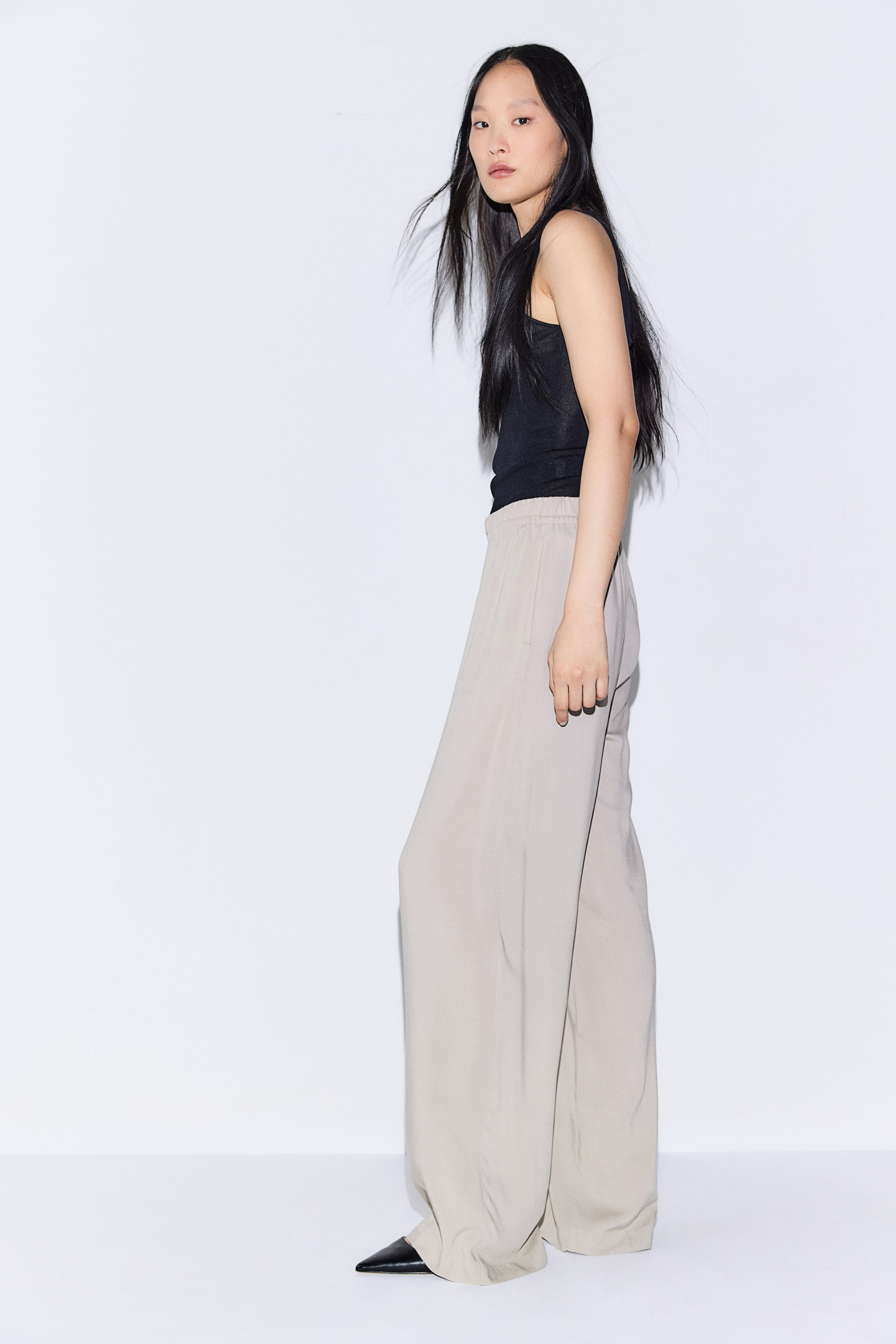 Wide-cut Pull-on Pants