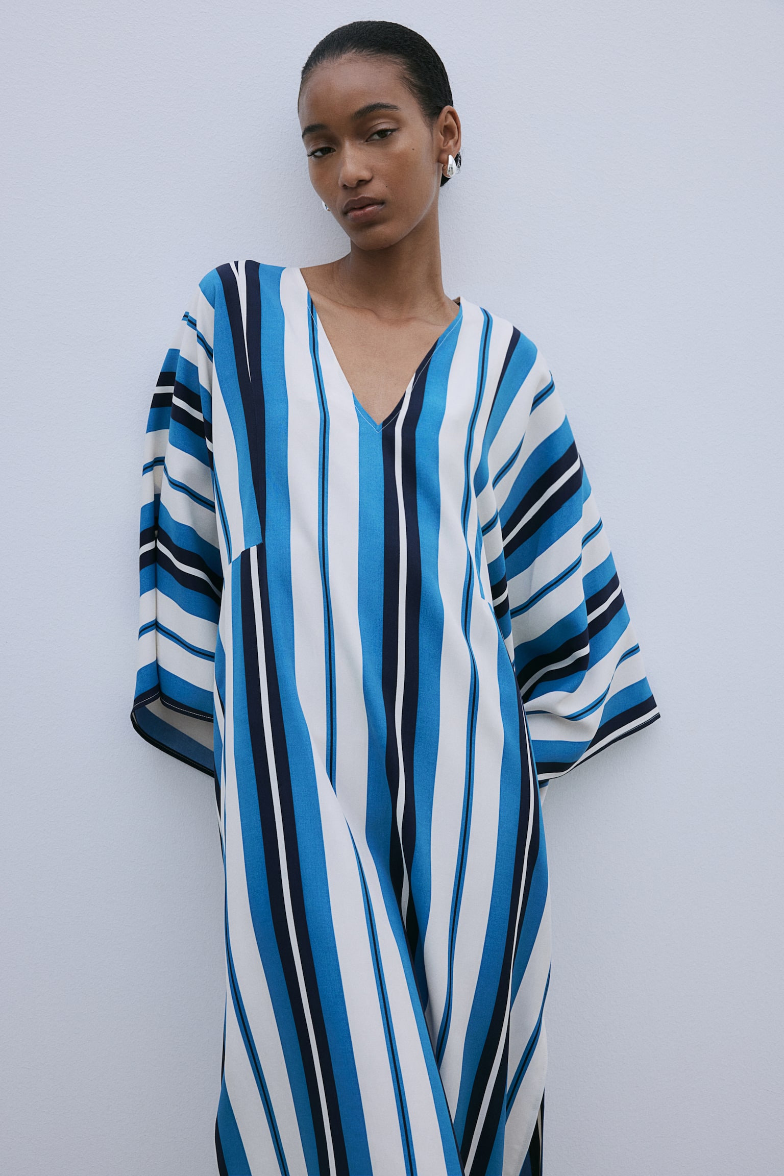 V-neck Kaftan Dress - Cream/Blue stripe - 7