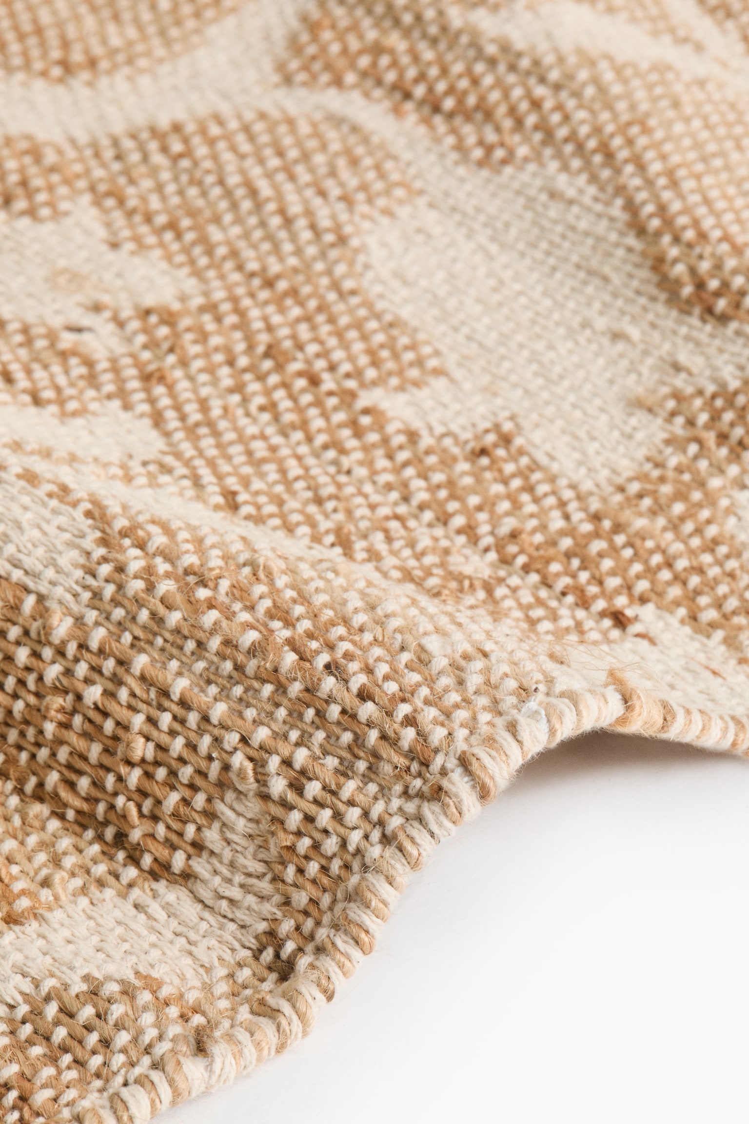 Large floral jute-blend rug - Light beige/Floral - 2