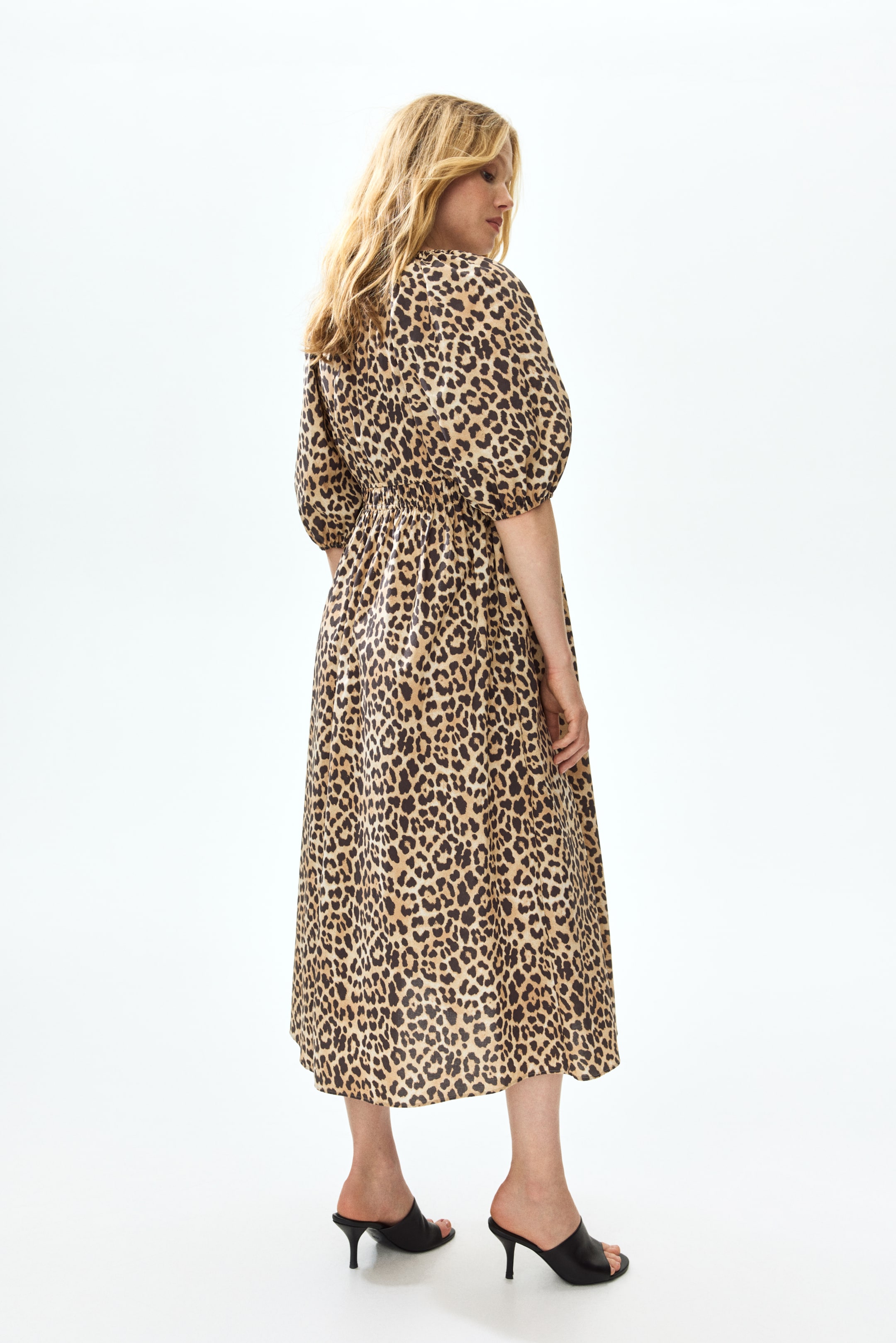 MAMA Balloon-Sleeved Midi Dress