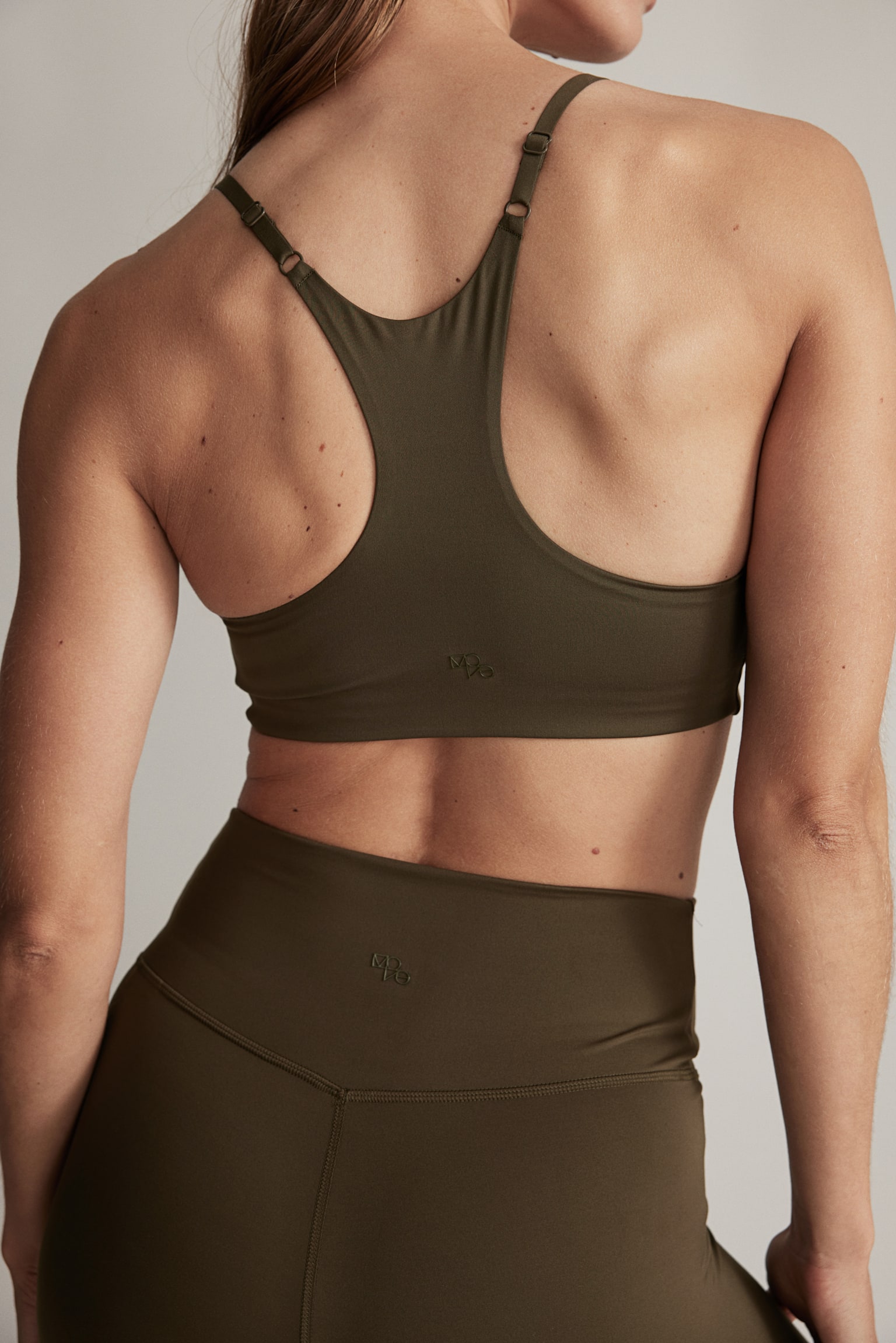 Light Support Sports bra in SoftMove™ - Khaki green/Black/Beige/White - 5