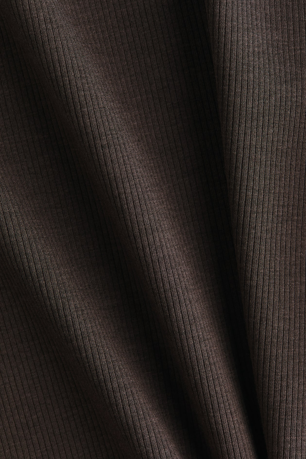 Cooling Slim-Fit Ribbed Tank Top - image 3