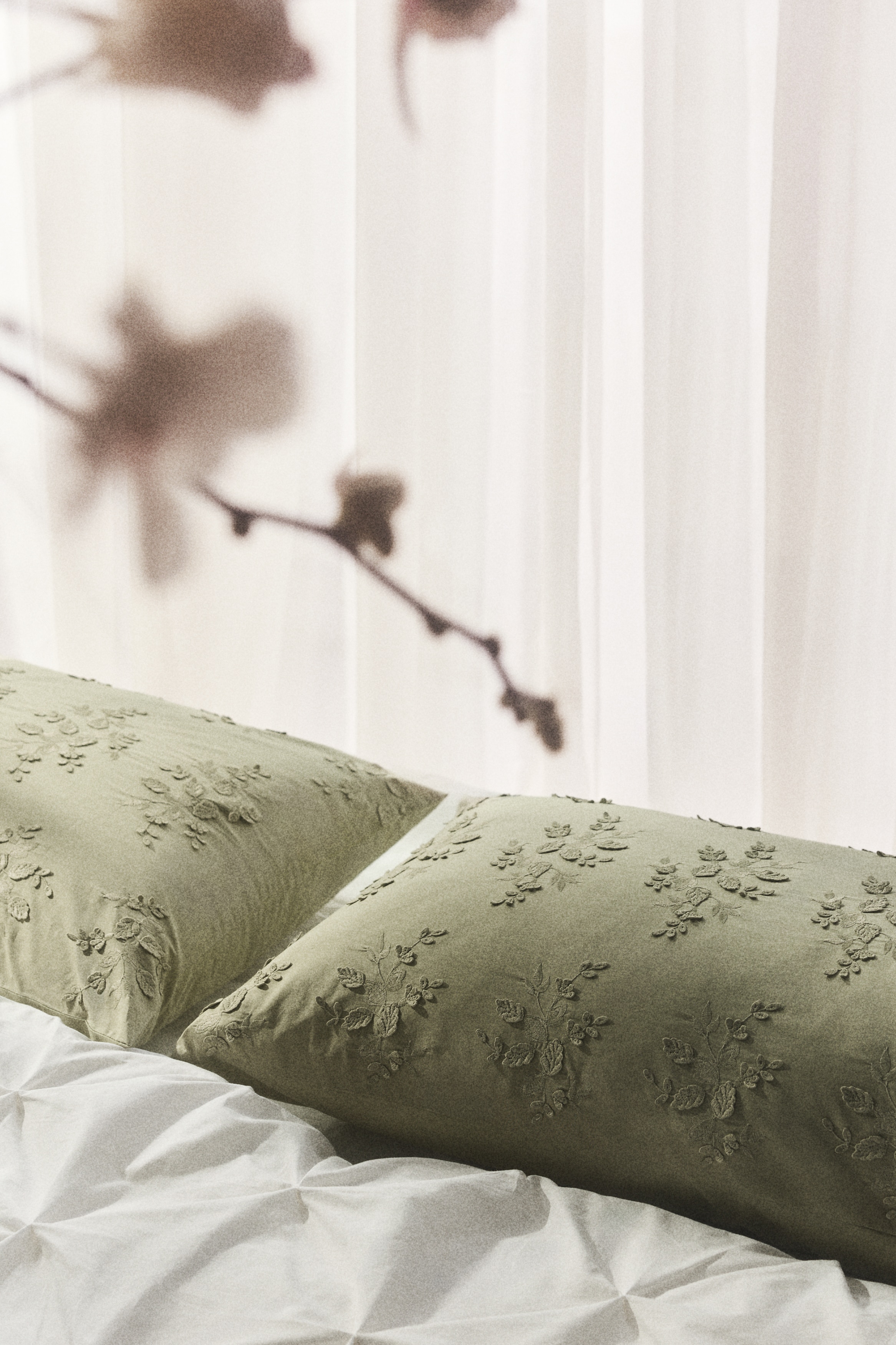 Embroidered-Detail Cotton Pillowcase - Light khaki green/floral/Light yellow/floral/White/floral/Light beige/floral