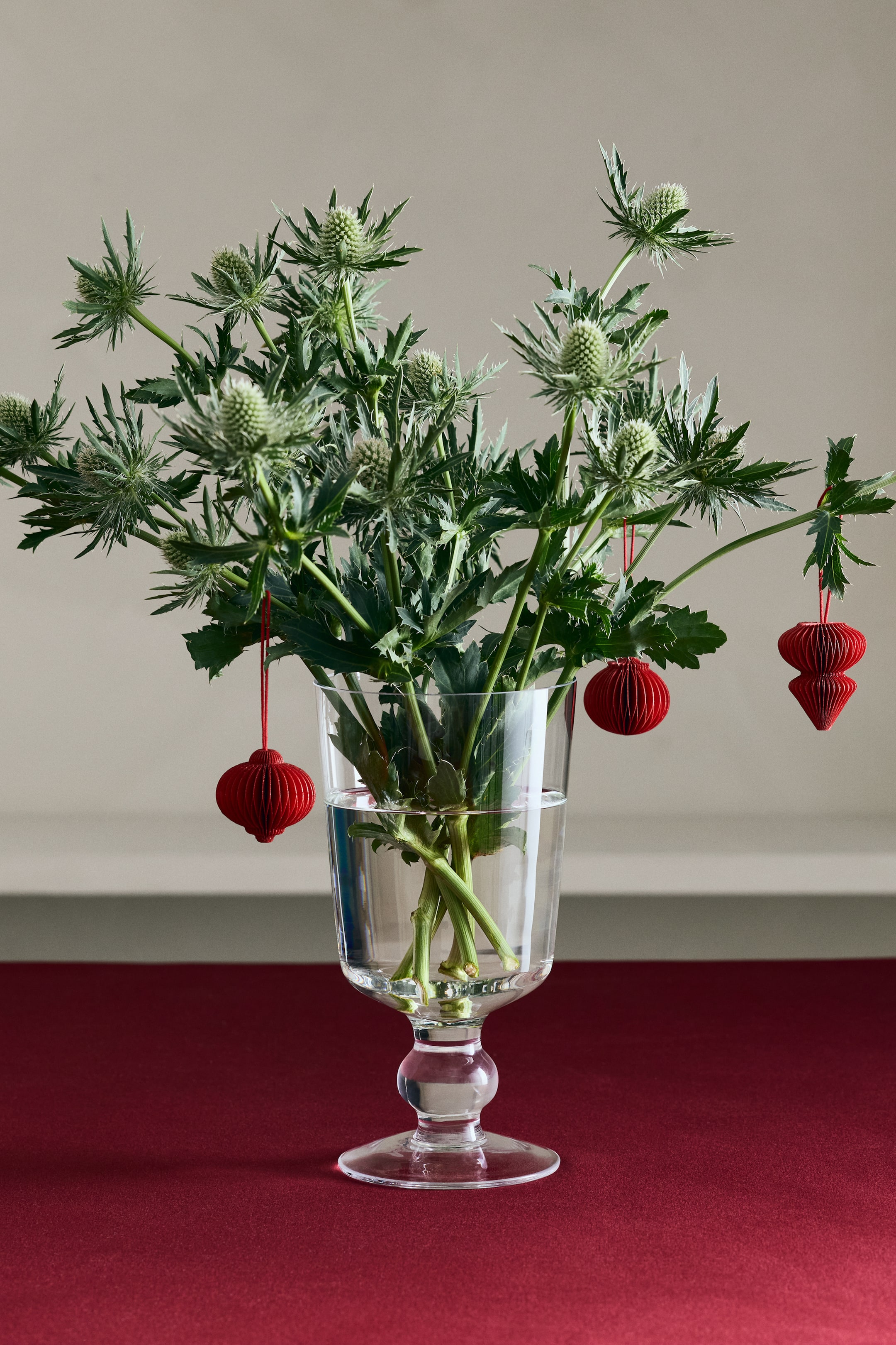 Zobrazit větší obrázek: Skleněná váza na noze - Průhledná - HOME | H&M CZ 1