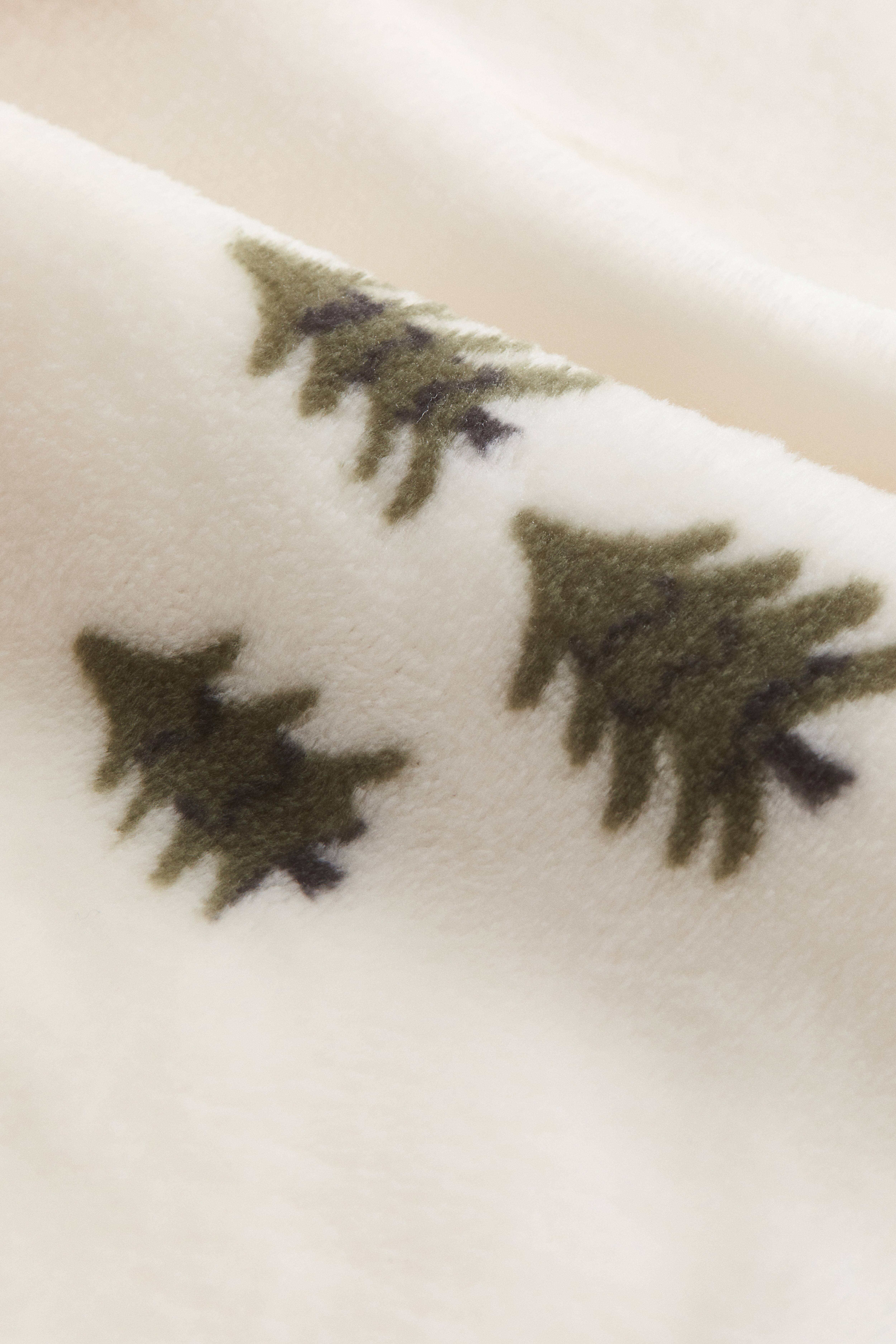 Patterned Fleece Blanket