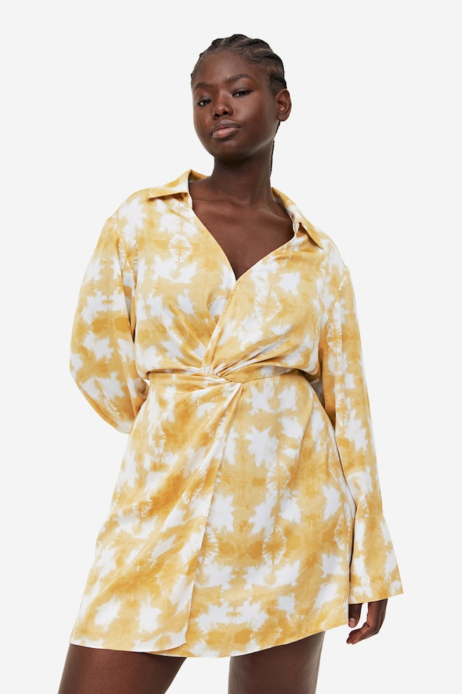 Robe chemise avec détail torsadé - Jaune/batik/Noir/Jaune - 5