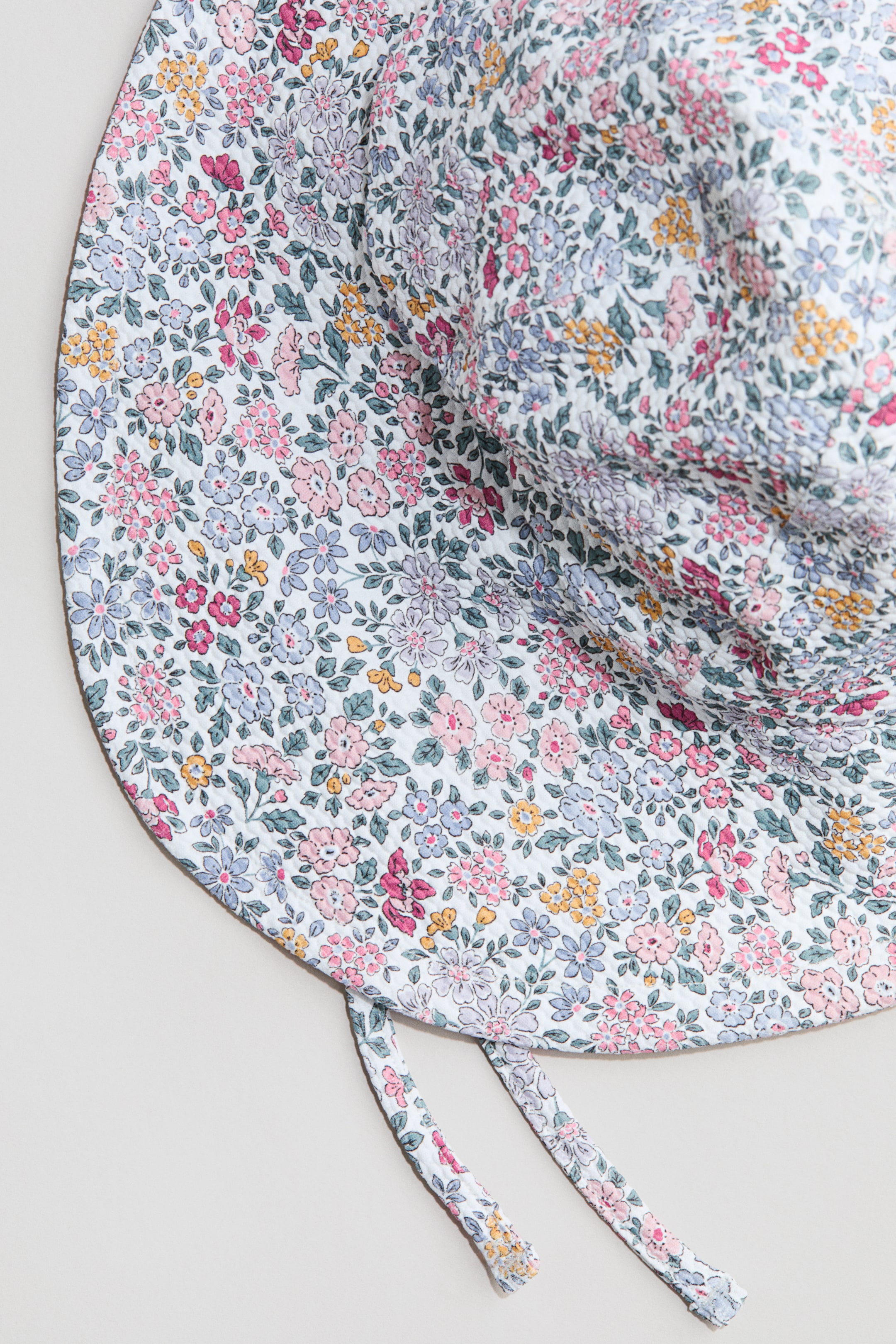 View larger image: Swim set - Light purple/Floral - Kids | H&M GB 2