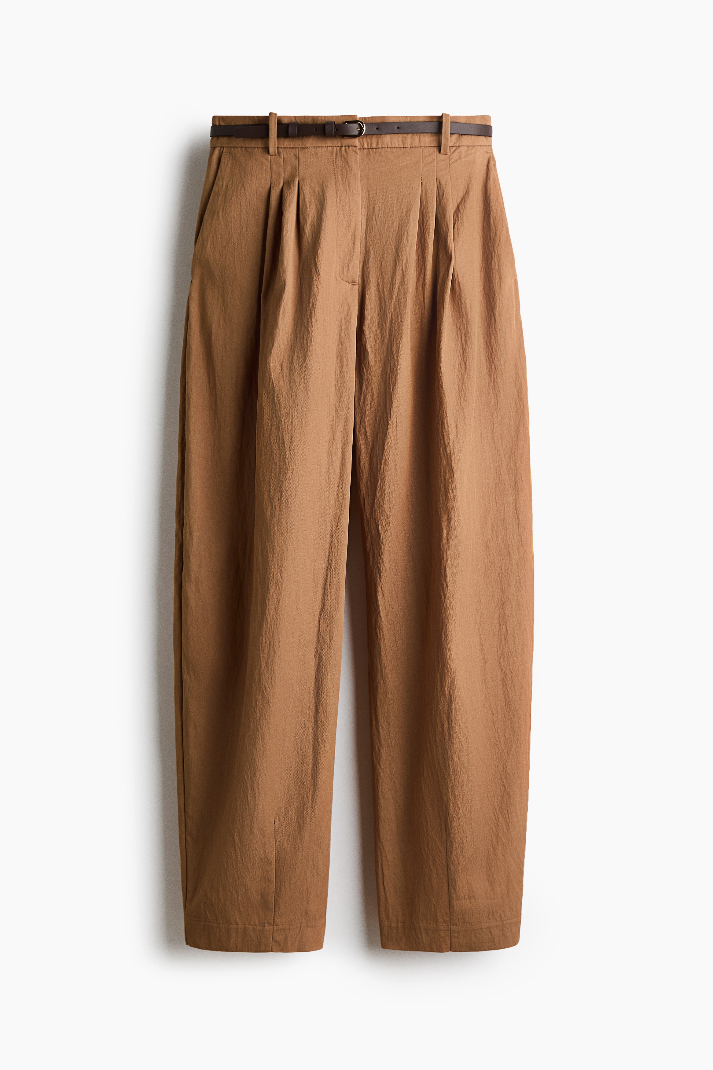 Belted barrel trousers