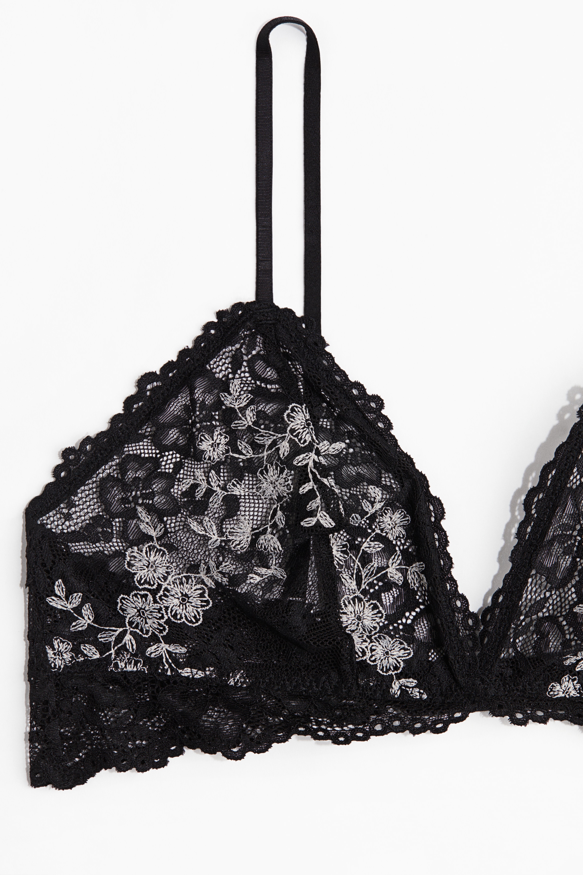 Soft embroidered lace bra